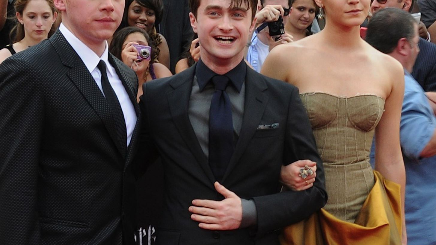 Harry Potter | &#x388;&#x3C1;&#x3C7;&#x3B5;&#x3C4;&#x3B1;&#x3B9; &#x3C4;&#x3BF; reunion 20 &#x3C7;&#x3C1;&#x3CC;&#x3BD;&#x3B9;&#x3B1; &#x3BC;&#x3B5;&#x3C4;&#x3AC; &#x3C4;&#x3B7;&#x3BD; &#x3BA;&#x3C5;&#x3BA;&#x3BB;&#x3BF;&#x3C6;&#x3BF;&#x3C1;&#x3AF;&#x3B1; &#x3C4;&#x3B7;&#x3C2; &#x3C0;&#x3C1;&#x3CE;&#x3C4;&#x3B7;&#x3C2; &#x3C4;&#x3B1;&#x3B9;&#x3BD;&#x3AF;&#x3B1;&#x3C2;