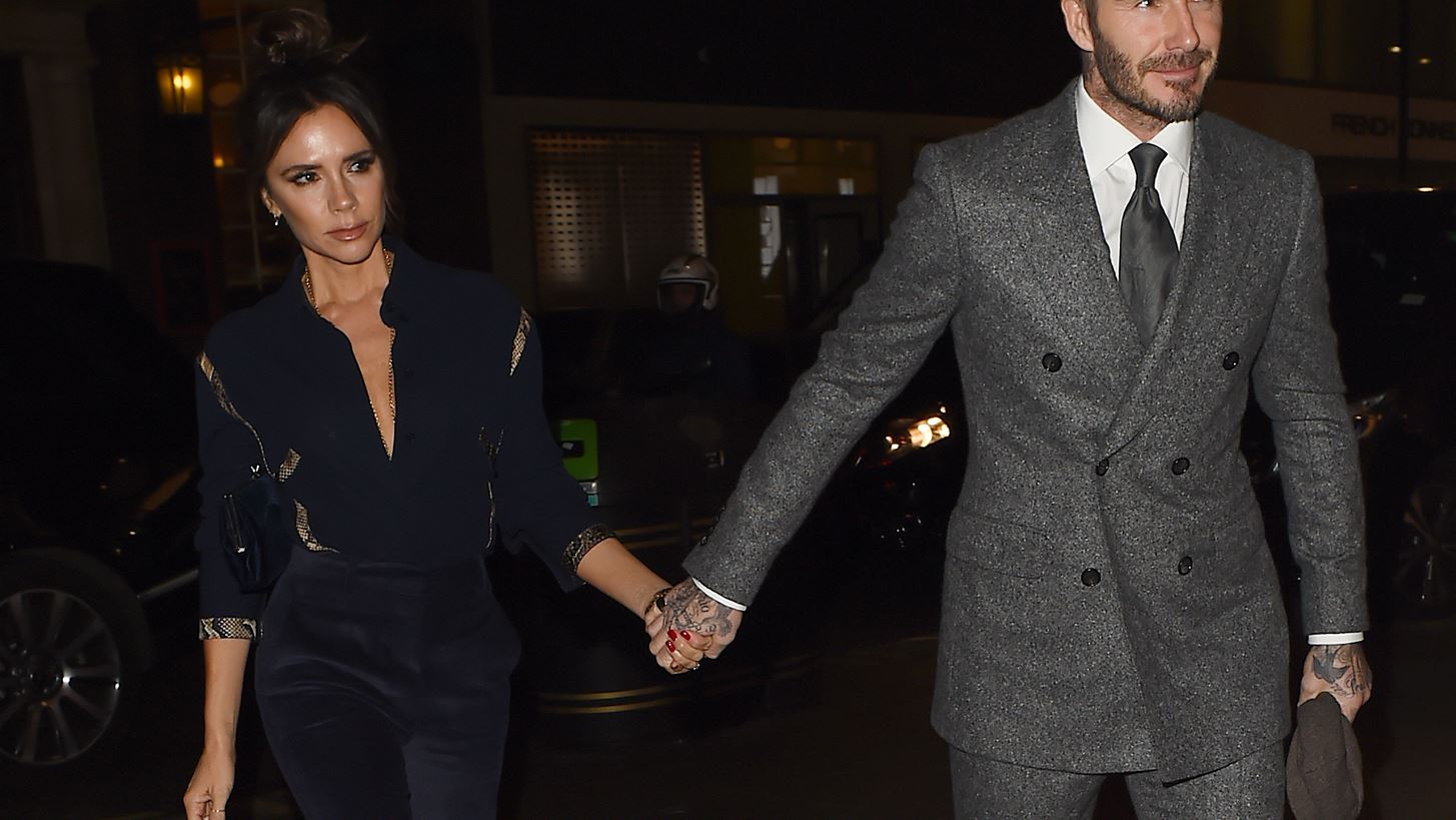 Victoria &amp; David Beckham: &#x393;&#x3B9;&#x3CC;&#x3C1;&#x3C4;&#x3B1;&#x3C3;&#x3B1;&#x3BD; &#x3C4;&#x3B7;&#x3BD; &#x3B5;&#x3C0;&#x3AD;&#x3C4;&#x3B5;&#x3B9;&#x3CC; &#x3C4;&#x3BF;&#x3C5;&#x3C2; &#x3BC;&#x3B5; &#x3BC;&#x3AF;&#x3B1; vintage &#x3C6;&#x3C9;&#x3C4;&#x3BF;&#x3B3;&#x3C1;&#x3B1;&#x3C6;&#x3AF;&#x3B1;