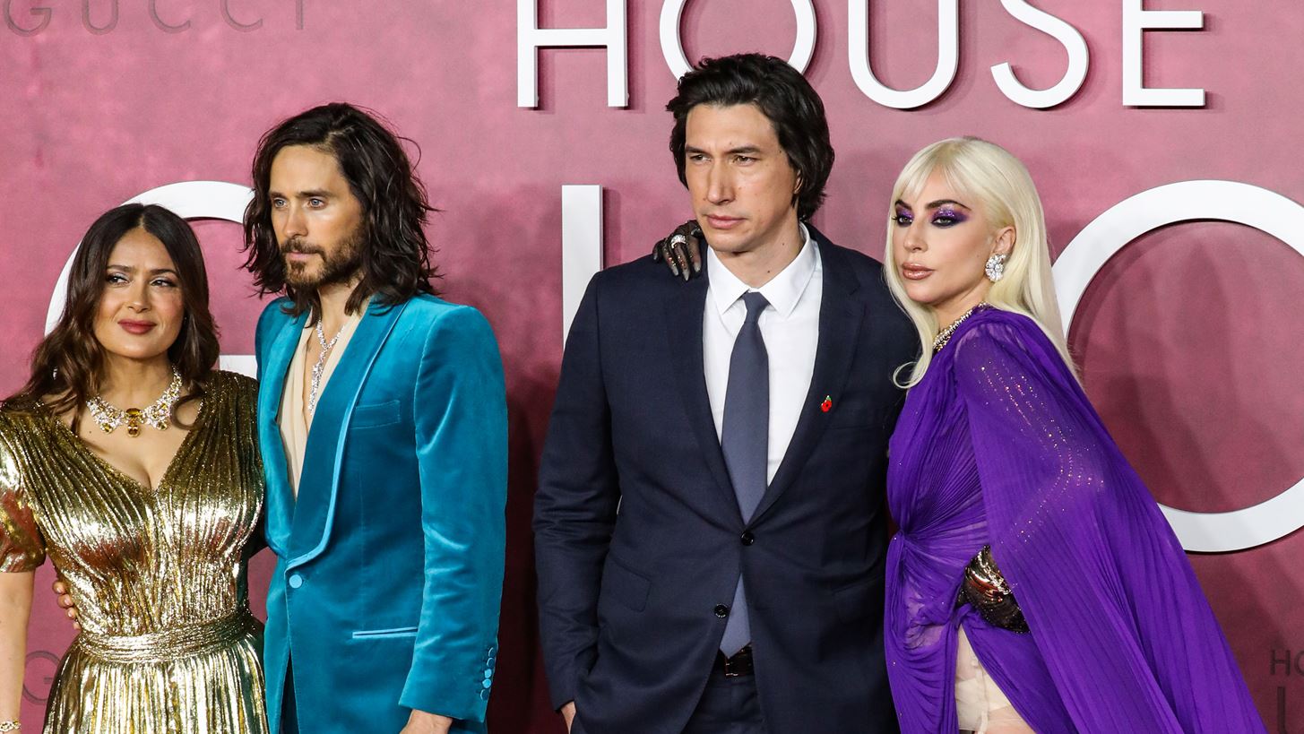 &#x39F;&#x3B9; &#x3C0;&#x3B1;&#x3C1;&#x3BF;&#x3C5;&#x3C3;&#x3AF;&#x3B5;&#x3C2; &#x3C0;&#x3BF;&#x3C5; &#x3BE;&#x3B5;&#x3C7;&#x3C9;&#x3C1;&#x3AF;&#x3C3;&#x3B1;&#x3BC;&#x3B5; &#x3C3;&#x3C4;&#x3BF; red carpet &#x3C4;&#x3B7;&#x3C2; &#x3C0;&#x3C1;&#x3B5;&#x3BC;&#x3B9;&#x3AD;&#x3C1;&#x3B1;&#x3C2; &#x3C4;&#x3BF;&#x3C5; &quot;House of Gucci&quot;