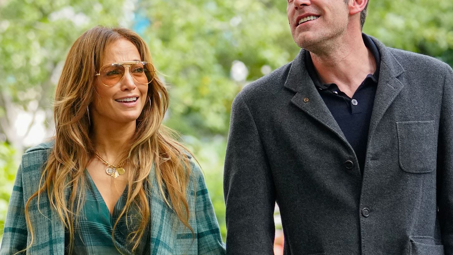 Ben Affleck &#x2013; Jennifer Lopez | &#x3A0;&#x3C1;&#x3C9;&#x3C4;&#x3B1;&#x3B3;&#x3C9;&#x3BD;&#x3B9;&#x3C3;&#x3C4;&#x3BF;&#x3CD;&#x3BD; &#x3BC;&#x3B1;&#x3B6;&#x3AF; &#x3C3;&#x3B5; &#x3B4;&#x3B9;&#x3B1;&#x3C6;&#x3AE;&#x3BC;&#x3B9;&#x3C3;&#x3B7; &#x3C0;&#x3BF;&#x3C5; &#x3B8;&#x3B1; &#x3C0;&#x3C1;&#x3BF;&#x3B2;&#x3BB;&#x3B7;&#x3B8;&#x3B5;&#x3AF; &#x3C3;&#x3C4;&#x3BF; Super Bowl
