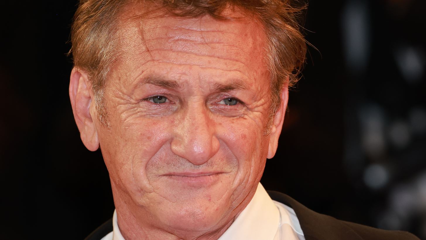 &#x395;&#x3C1;&#x3C9;&#x3C4;&#x3B5;&#x3C5;&#x3BC;&#x3AD;&#x3BD;&#x3BF;&#x3C2; &#x3BE;&#x3B1;&#x3BD;&#x3AC; &#x3BF; Sean Penn - &#x3A0;&#x3BF;&#x3B9;&#x3B1; &#x3B5;&#x3AF;&#x3BD;&#x3B1;&#x3B9; &#x3B7; &#x3BD;&#x3AD;&#x3B1; &#x3C4;&#x3BF;&#x3C5; &#x3C3;&#x3CD;&#x3BD;&#x3C4;&#x3C1;&#x3BF;&#x3C6;&#x3BF;&#x3C2;;