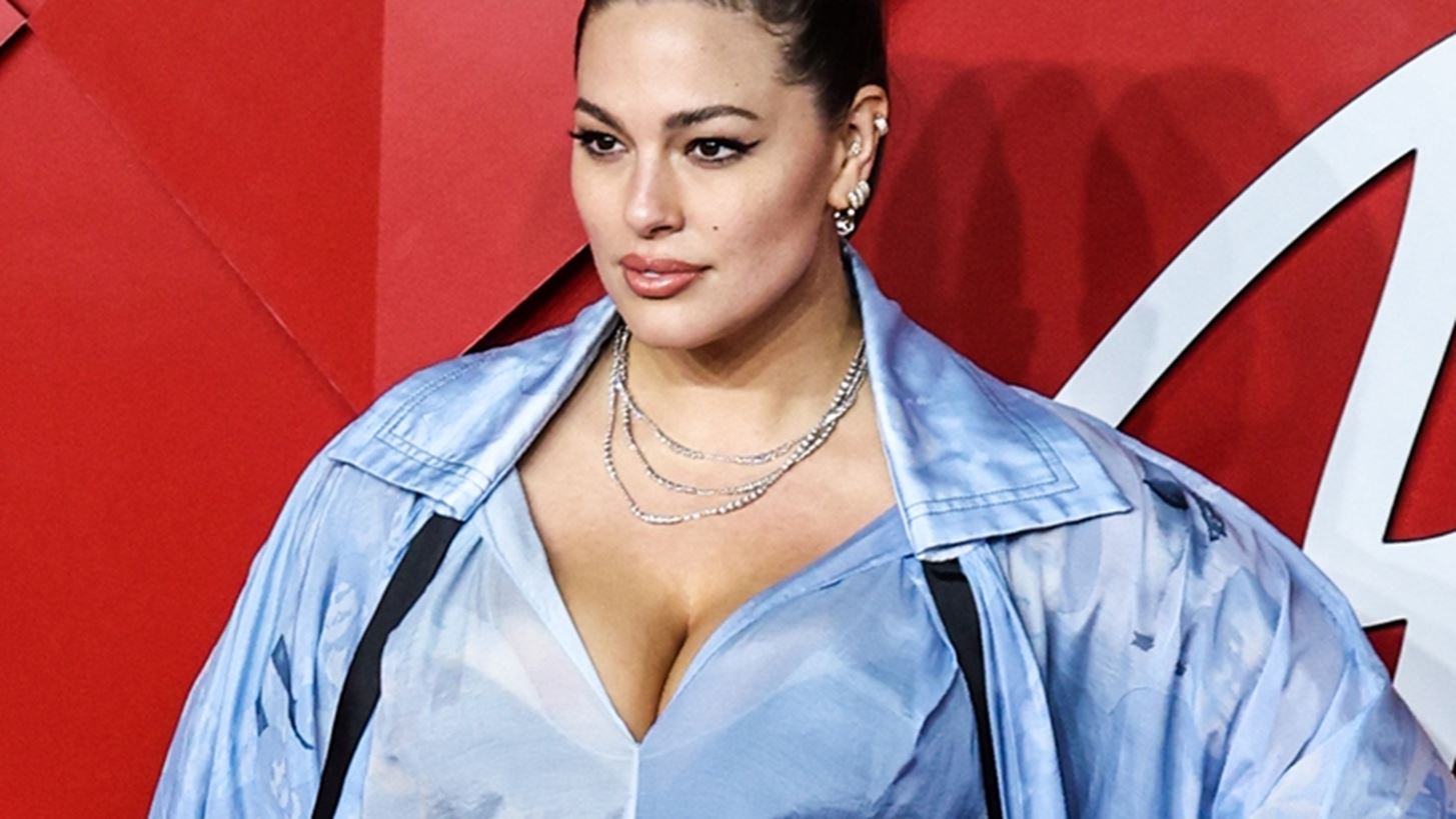 Ashley Graham | &#x3A4;&#x3BF; &#x3BC;&#x3AE;&#x3BD;&#x3C5;&#x3BC;&#x3B1; &#x3C0;&#x3BF;&#x3C5; &#x3AD;&#x3C3;&#x3C4;&#x3B5;&#x3B9;&#x3BB;&#x3B5; &#x3C3;&#x3C4;&#x3B9;&#x3C2; &#x3B3;&#x3C5;&#x3BD;&#x3B1;&#x3AF;&#x3BA;&#x3B5;&#x3C2; &#x3B3;&#x3B9;&#x3B1; &#x3C4;&#x3BF;&#x3BD; &#x3B8;&#x3B7;&#x3BB;&#x3B1;&#x3C3;&#x3BC;&#x3CC;