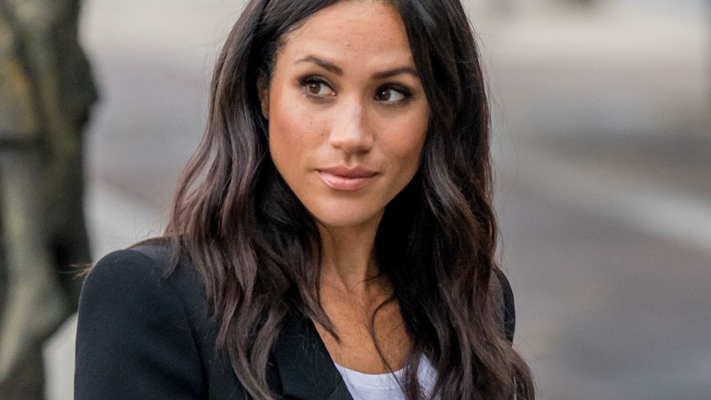 Meghan Markle | &#x39C;&#x3AF;&#x3BB;&#x3B7;&#x3C3;&#x3B5; &#x3B3;&#x3B9;&#x3B1; &#x3C4;&#x3B7;&#x3BD; &#x3B1;&#x3C0;&#x3BF;&#x3B2;&#x3BF;&#x3BB;&#x3AE; &#x3C0;&#x3BF;&#x3C5; &#x3B2;&#x3AF;&#x3C9;&#x3C3;&#x3B5; &#x3BC;&#x3B5; &#x3B1;&#x3C6;&#x3BF;&#x3C1;&#x3BC;&#x3AE; &#x3C4;&#x3B7;&#x3BD; &#x3B1;&#x3C0;&#x3B1;&#x3B3;&#x3CC;&#x3C1;&#x3B5;&#x3C5;&#x3C3;&#x3B7; &#x3B1;&#x3BC;&#x3B2;&#x3BB;&#x3CE;&#x3C3;&#x3B5;&#x3C9;&#x3BD; &#x3C3;&#x3C4;&#x3B9;&#x3C2; &#x397;&#x3A0;&#x391;