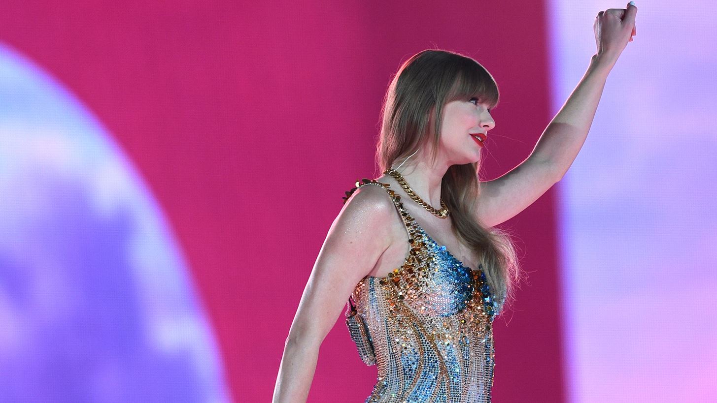 Taylor Swift | &#x395;&#x3C0;&#x3AF;&#x3C3;&#x3B7;&#x3BC;&#x3B1; &#x3C3;&#x3C4;&#x3B7; &#x3BB;&#x3AF;&#x3C3;&#x3C4;&#x3B1; &#x3C4;&#x3C9;&#x3BD; &#x3B4;&#x3B9;&#x3C3;&#x3B5;&#x3BA;&#x3B1;&#x3C4;&#x3BF;&#x3BC;&#x3BC;&#x3C5;&#x3C1;&#x3B9;&#x3BF;&#x3CD;&#x3C7;&#x3C9;&#x3BD; &#x3C4;&#x3BF;&#x3C5; Forbes