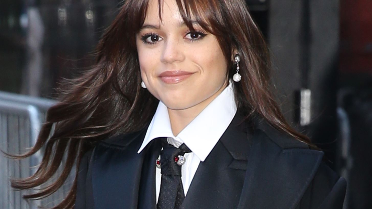 Jenna Ortega | &#x3A0;&#x3B1;&#x3C1;&#x3B1;&#x3B3;&#x3C9;&#x3B3;&#x3CC;&#x3C2; &#x3C4;&#x3BF;&#x3C5; Hollywood &#x3C4;&#x3B7;&#x3BD; &#x3C7;&#x3B1;&#x3C1;&#x3B1;&#x3BA;&#x3C4;&#x3B7;&#x3C1;&#x3AF;&#x3B6;&#x3B5;&#x3B9; &quot;&#x3BA;&#x3B1;&#x3BA;&#x3BF;&#x3BC;&#x3B1;&#x3B8;&#x3B7;&#x3BC;&#x3AD;&#x3BD;&#x3B7; &#x3BA;&#x3B1;&#x3B9; &#x3C4;&#x3BF;&#x3BE;&#x3B9;&#x3BA;&#x3AE;&quot;