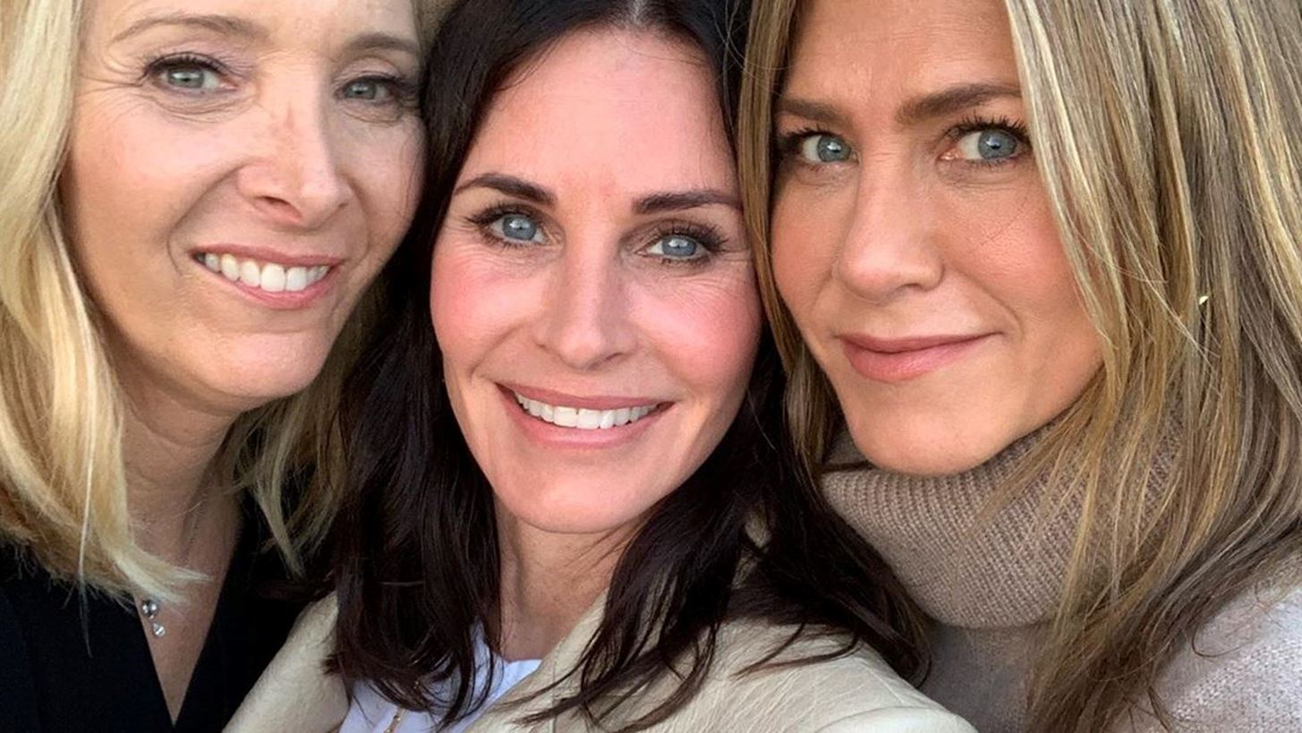Courteney Cox | &#x391;&#x3C0;&#x3AD;&#x3BA;&#x3C4;&#x3B7;&#x3C3;&#x3B5; &#x3C4;&#x3BF; &#x3B4;&#x3B9;&#x3BA;&#x3CC; &#x3C4;&#x3B7;&#x3C2; &#x3B1;&#x3C3;&#x3C4;&#x3AD;&#x3C1;&#x3B9; &#x3C3;&#x3C4;&#x3B7; &#x39B;&#x3B5;&#x3C9;&#x3C6;&#x3CC;&#x3C1;&#x3BF; &#x3C4;&#x3B7;&#x3C2; &#x394;&#x3CC;&#x3BE;&#x3B1;&#x3C2; &#x3BA;&#x3B1;&#x3B9; &#x3C0;&#x3CC;&#x3B6;&#x3B1;&#x3C1;&#x3B5; &#x3BC;&#x3B1;&#x3B6;&#x3AF; &#x3BC;&#x3B5; &#x3C4;&#x3B9;&#x3C2; &#x3BA;&#x3BF;&#x3BB;&#x3BB;&#x3B7;&#x3C4;&#x3AD;&#x3C2; &#x3C4;&#x3B7;&#x3C2;, Jennifer Aniston &#x3BA;&#x3B1;&#x3B9; Lisa Kudrow