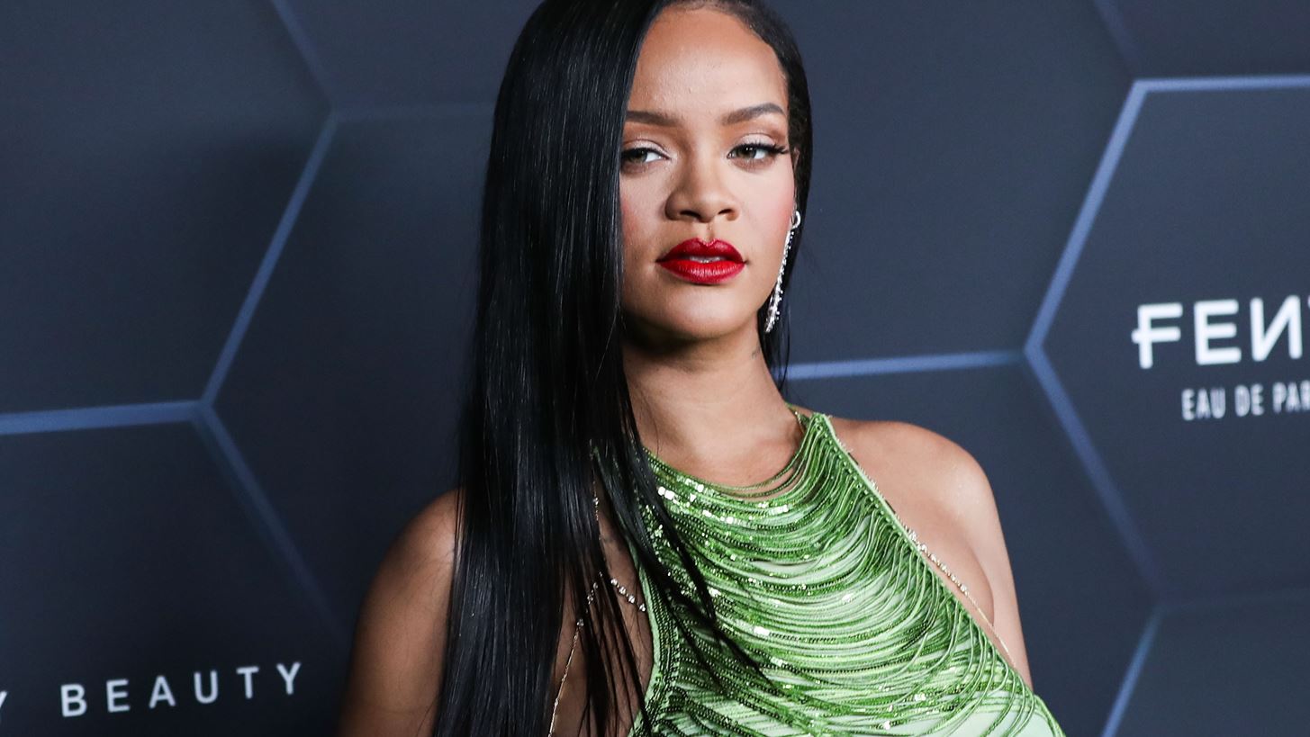 &#x397; Rihanna &#x3B5;&#x3BE;&#x3B7;&#x3B3;&#x3B5;&#x3AF; &#x3B3;&#x3B9;&#x3B1;&#x3C4;&#x3AF; &#x3B4;&#x3B5;&#x3BD; &#x3B4;&#x3B9;&#x3B1;&#x3BD;&#x3BF;&#x3AE;&#x3B8;&#x3B7;&#x3BA;&#x3B5; &#x3C0;&#x3BF;&#x3C4;&#x3AD; &#x3BD;&#x3B1; &#x3C8;&#x3C9;&#x3BD;&#x3AF;&#x3C3;&#x3B5;&#x3B9; &#x3C1;&#x3BF;&#x3CD;&#x3C7;&#x3B1; &#x3B5;&#x3B3;&#x3BA;&#x3C5;&#x3BC;&#x3BF;&#x3C3;&#x3CD;&#x3BD;&#x3B7;&#x3C2;