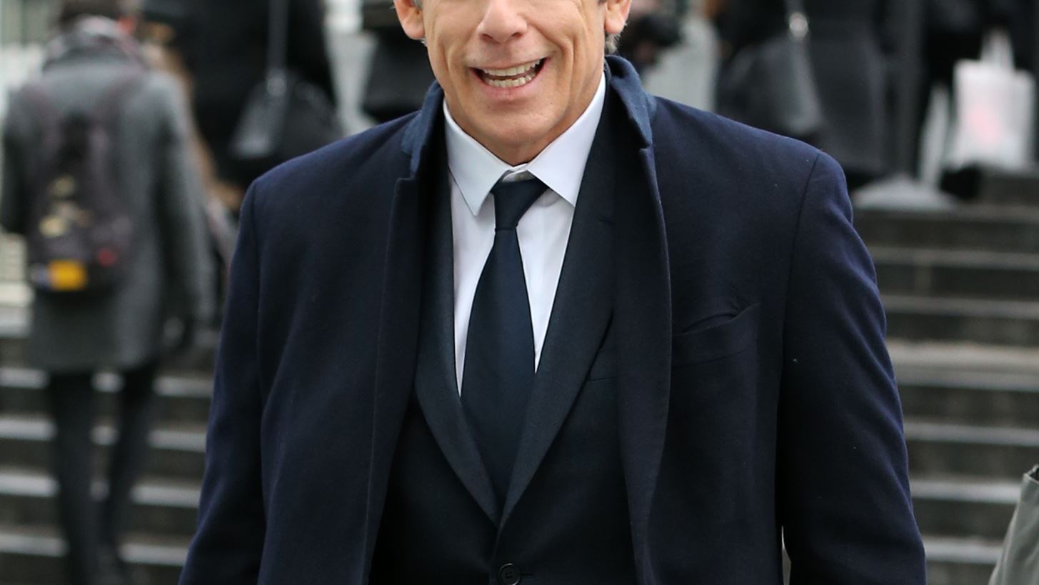 &#x39C;&#x3AF;&#x3B1; &#x3B3;&#x3C5;&#x3BD;&#x3B1;&#x3AF;&#x3BA;&#x3B1; &#x3C3;&#x3C5;&#x3BD;&#x3AC;&#x3BD;&#x3C4;&#x3B7;&#x3C3;&#x3B5; &#x3C4;&#x3BF;&#x3BD; Ben Stiller &#x3C4;&#x3C5;&#x3C7;&#x3B1;&#x3AF;&#x3B1; &#x3BA;&#x3B1;&#x3B9; &#x3B7; &#x3B1;&#x3BD;&#x3C4;&#x3AF;&#x3B4;&#x3C1;&#x3B1;&#x3C3;&#x3AE; &#x3C4;&#x3B7;&#x3C2; &#x3AE;&#x3C4;&#x3B1;&#x3BD; &#x3C4;&#x3AD;&#x3BB;&#x3B5;&#x3B9;&#x3B1;