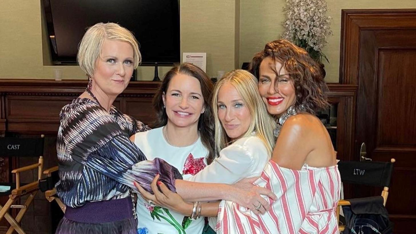 And Just Like That | &#x397; &#x3C0;&#x3C1;&#x3C9;&#x3C4;&#x3B1;&#x3B3;&#x3C9;&#x3BD;&#x3AF;&#x3C3;&#x3C4;&#x3C1;&#x3B9;&#x3B1; Nicole Ari Parker &#x3C3;&#x3C7;&#x3BF;&#x3BB;&#x3AF;&#x3B1;&#x3C3;&#x3B5; &#x3C4;&#x3BF; &#x3C0;&#x3CE;&#x3C2; &#x3C4;&#x3BF; reboot &#x3C7;&#x3B5;&#x3B9;&#x3C1;&#x3AF;&#x3C3;&#x3C4;&#x3B7;&#x3BA;&#x3B5; &#x3C4;&#x3B7; &#x3B4;&#x3B9;&#x3B1;&#x3C6;&#x3BF;&#x3C1;&#x3B5;&#x3C4;&#x3B9;&#x3BA;&#x3CC;&#x3C4;&#x3B7;&#x3C4;&#x3B1;