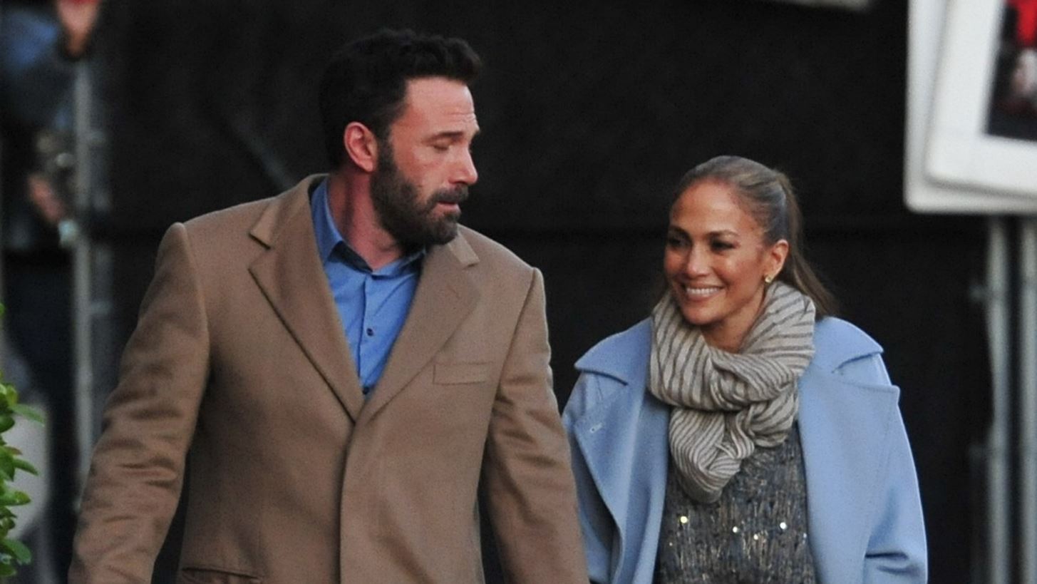 Love is in the air | Jennifer Lopez &#x3BA;&#x3B1;&#x3B9; Ben Affleck &#x3C3;&#x3B5; &#x3BD;&#x3AD;&#x3BF; &#x3C1;&#x3B1;&#x3BD;&#x3C4;&#x3B5;&#x3B2;&#x3BF;&#x3CD; &#x3C3;&#x3C4;&#x3BF; &#x39C;&#x3C0;&#x3AD;&#x3B2;&#x3B5;&#x3C1;&#x3BB;&#x3B9; &#x3A7;&#x3B9;&#x3BB;&#x3C2;