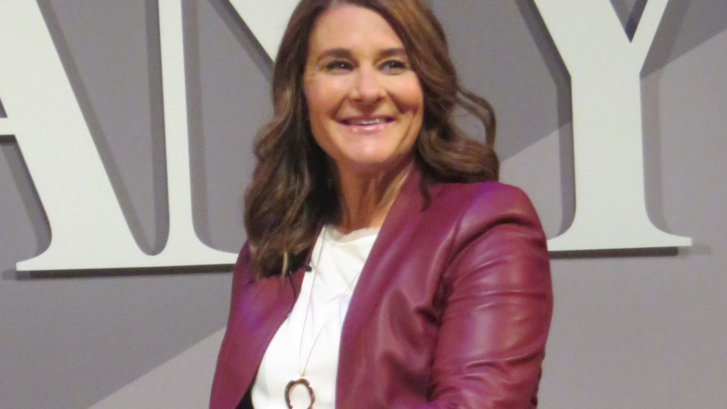 Melinda Gates | &#x39F; &#x3BD;&#x3AD;&#x3BF;&#x3C2; (&#x3B4;&#x3B9;&#x3AC;&#x3C3;&#x3B7;&#x3BC;&#x3BF;&#x3C2;) &#x3C3;&#x3CD;&#x3BD;&#x3C4;&#x3C1;&#x3BF;&#x3C6;&#x3CC;&#x3C2; &#x3C4;&#x3B7;&#x3C2; &#x3BC;&#x3B5;&#x3C4;&#x3AC; &#x3C4;&#x3BF; &#x3B4;&#x3B9;&#x3B1;&#x3B6;&#x3CD;&#x3B3;&#x3B9;&#x3BF; &#x3BC;&#x3B5; &#x3C4;&#x3BF;&#x3BD; Bill Gates