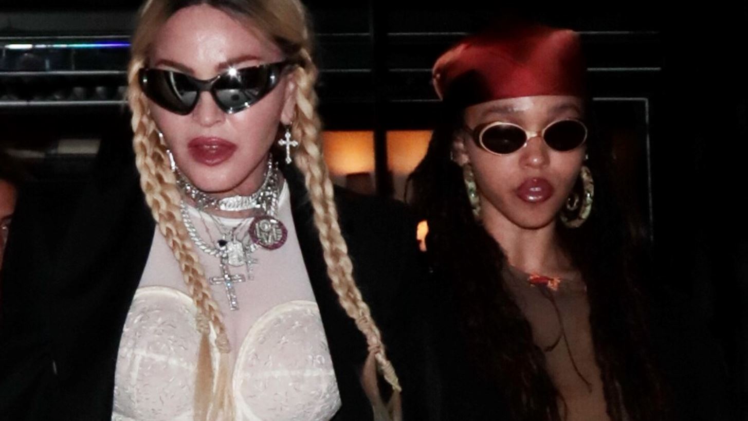 Madonna | &#x397; &#x3B5;&#x3BC;&#x3C6;&#x3AC;&#x3BD;&#x3B9;&#x3C3;&#x3B7;-&#x3AD;&#x3BA;&#x3C0;&#x3BB;&#x3B7;&#x3BE;&#x3B7; &#x3C3;&#x3C4;&#x3B7;&#x3BD; &#x3B5;&#x3C0;&#x3AF;&#x3B4;&#x3B5;&#x3B9;&#x3BE;&#x3B7; &#x3BC;&#x3CC;&#x3B4;&#x3B1;&#x3C2; &#x3C4;&#x3C9;&#x3BD; &#x3B1;&#x3C0;&#x3BF;&#x3C6;&#x3BF;&#x3AF;&#x3C4;&#x3C9;&#x3BD; &#x3C4;&#x3BF;&#x3C5; Central Saint Martins