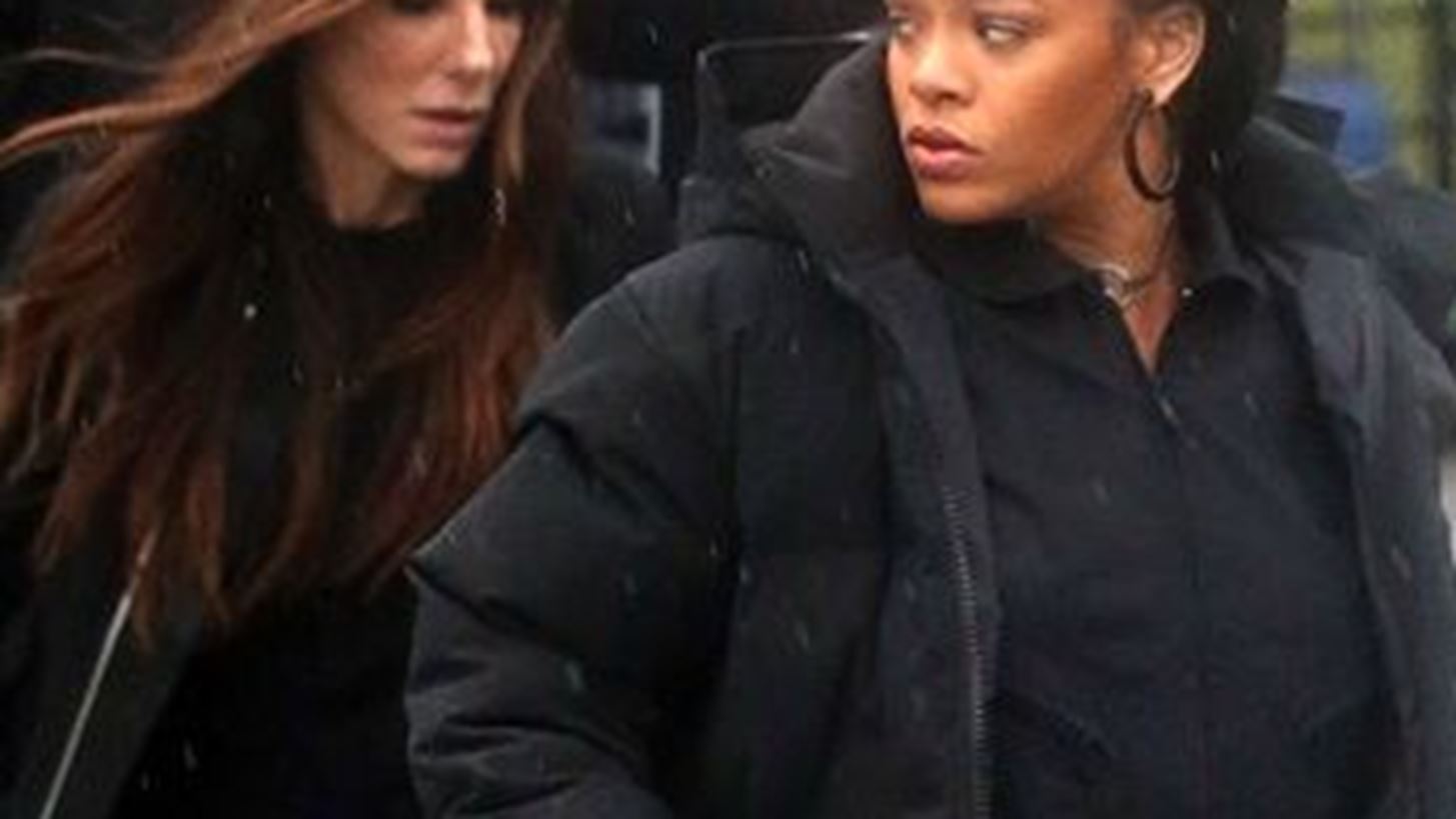 Sandra Bullock- Rihanna- Kristen Stewart: &#x3A0;&#x3BF;&#x3CD; &#x3C4;&#x3B9;&#x3C2; &#x3C3;&#x3C5;&#x3BD;&#x3AD;&#x3BB;&#x3B1;&#x3B2;&#x3B5; &#x3BF; &#x3C6;&#x3C9;&#x3C4;&#x3BF;&#x3B3;&#x3C1;&#x3B1;&#x3C6;&#x3B9;&#x3BA;&#x3CC;&#x3C2; &#x3C6;&#x3B1;&#x3BA;&#x3CC;&#x3C2;;