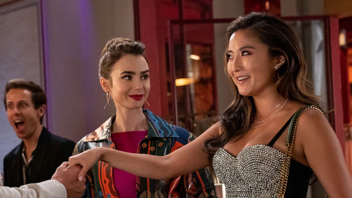 Lily Collins - Ashley Park | &#x397; &#x3B1;&#x3C0;&#x3CC;&#x3B4;&#x3B5;&#x3B9;&#x3BE;&#x3B7; &#x3C0;&#x3C9;&#x3C2; &#x3B7; &#x3B3;&#x3C5;&#x3BD;&#x3B1;&#x3B9;&#x3BA;&#x3B5;&#x3AF;&#x3B1; &#x3C6;&#x3B9;&#x3BB;&#x3AF;&#x3B1; &#x3C5;&#x3C6;&#x3AF;&#x3C3;&#x3C4;&#x3B1;&#x3C4;&#x3B1;&#x3B9; &#x3B1;&#x3BA;&#x3CC;&#x3BC;&#x3B1; &#x3BA;&#x3B1;&#x3B9; &#x3C3;&#x3C4;&#x3BF; Hollywood