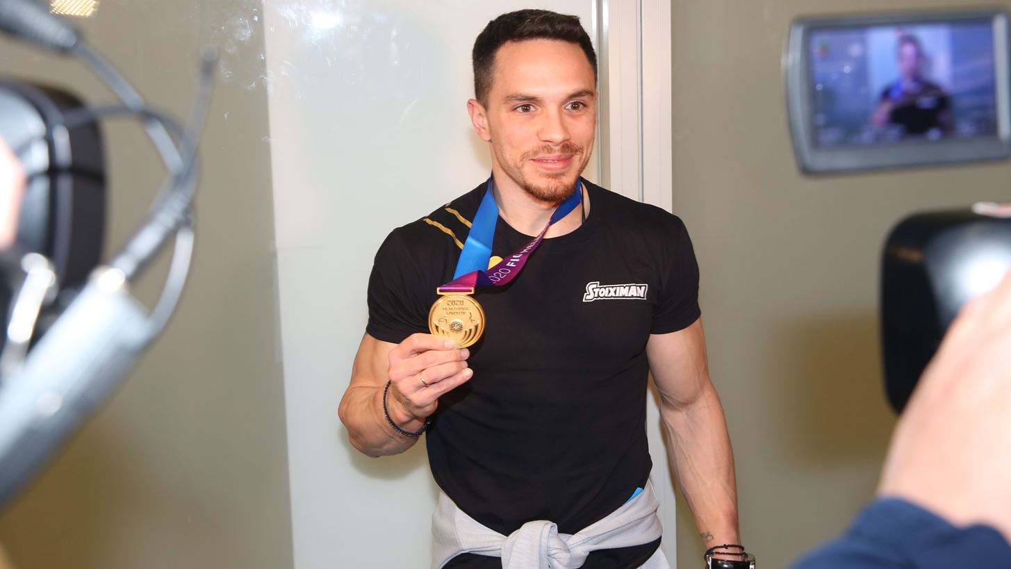 &#x39F; &#x39B;&#x3B5;&#x3C5;&#x3C4;&#x3AD;&#x3C1;&#x3B7;&#x3C2; &#x3A0;&#x3B5;&#x3C4;&#x3C1;&#x3BF;&#x3CD;&#x3BD;&#x3B9;&#x3B1;&#x3C2; &#x3C0;&#x3C1;&#x3BF;&#x3BA;&#x3C1;&#x3AF;&#x3B8;&#x3B7;&#x3BA;&#x3B5; &#x3C3;&#x3C4;&#x3BF;&#x3C5;&#x3C2; &#x39F;&#x3BB;&#x3C5;&#x3BC;&#x3C0;&#x3B9;&#x3B1;&#x3BA;&#x3BF;&#x3CD;&#x3C2; &#x391;&#x3B3;&#x3CE;&#x3BD;&#x3B5;&#x3C2; &#x3C4;&#x3BF;&#x3C5; &#x3A4;&#x3CC;&#x3BA;&#x3B9;&#x3BF;