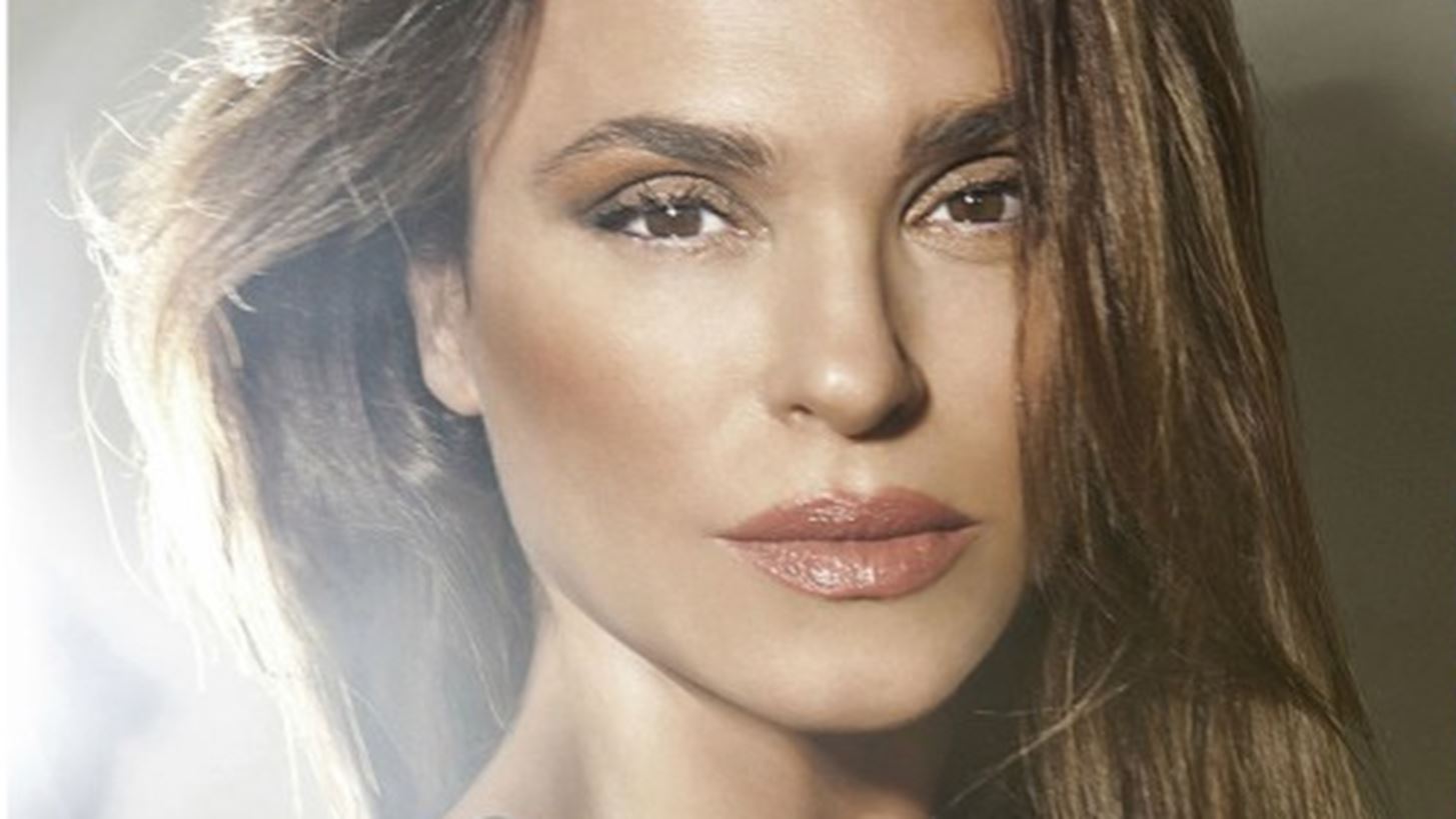 Celia Kritharioti | &#x397; &#x3BD;&#x3AD;&#x3B1; &#x3C4;&#x3B7;&#x3C2; &#x3B5;&#x3C0;&#x3B1;&#x3B3;&#x3B3;&#x3B5;&#x3BB;&#x3BC;&#x3B1;&#x3C4;&#x3B9;&#x3BA;&#x3AE; &#x3C3;&#x3C5;&#x3BD;&#x3B5;&#x3C1;&#x3B3;&#x3B1;&#x3C3;&#x3AF;&#x3B1; &#x3BC;&#x3B5; &#x3C4;&#x3B7;&#x3BD; &#x3BA;&#x3CC;&#x3C1;&#x3B7; &#x3C4;&#x3BF;&#x3C5; Mick Jagger