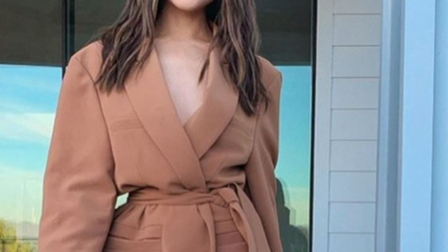 4 χρώματα κλειδιά για να δημιουργείς σύνολα που φαίνονται ακριβά