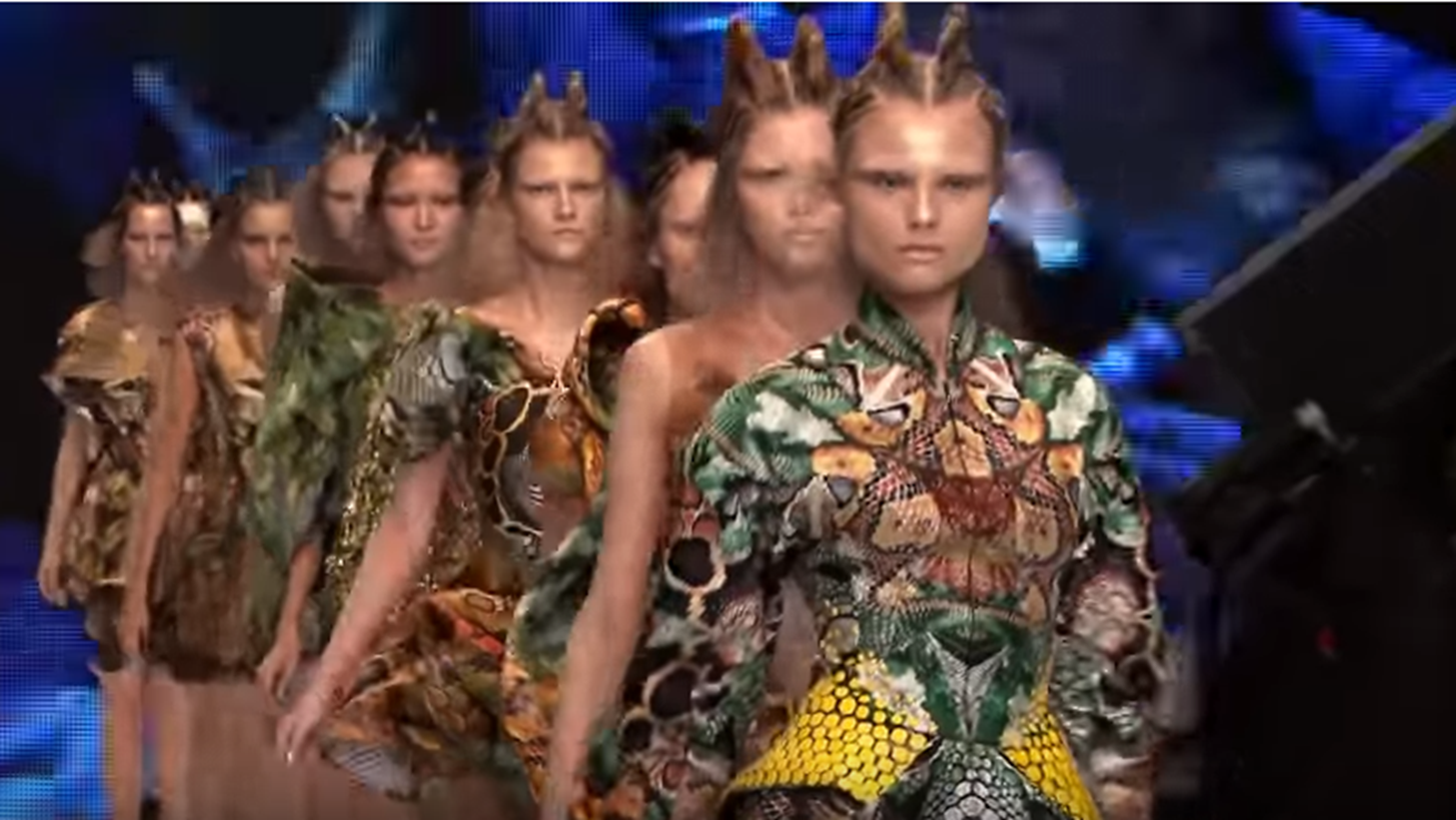 &#x3A4;&#x3BF; &#x3BA;&#x3B1;&#x3BB;&#x3CD;&#x3C4;&#x3B5;&#x3C1;&#x3BF; &#x3C5;&#x3BB;&#x3B9;&#x3BA;&#x3CC; &#x3C4;&#x3BF;&#x3C5; Alexander McQueen &#x3B2;&#x3C1;&#x3AF;&#x3C3;&#x3BA;&#x3B5;&#x3C4;&#x3B1;&#x3B9; &#x3C3;&#x3C4;&#x3BF; Instagram