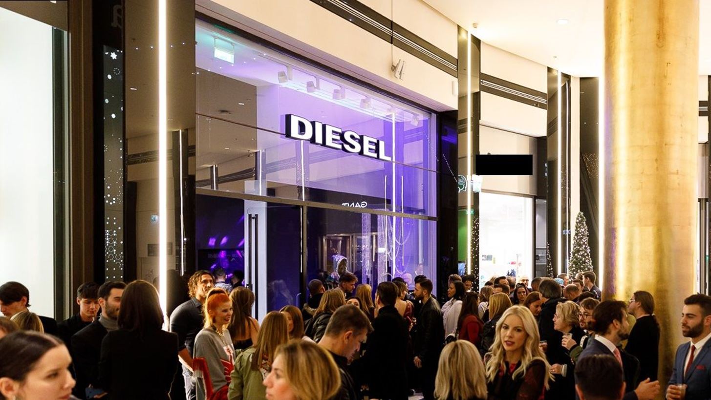 &#x38C;&#x3BB;&#x3BF;&#x3B9; &#x3CC;&#x3C3;&#x3BF;&#x3B9; &#x3B2;&#x3C1;&#x3AD;&#x3B8;&#x3B7;&#x3BA;&#x3B1;&#x3BD; &#x3C3;&#x3C4;&#x3BF; &#x3BB;&#x3B1;&#x3BC;&#x3C0;&#x3B5;&#x3C1;&#x3CC; party &#x3C4;&#x3B7;&#x3C2; Diesel