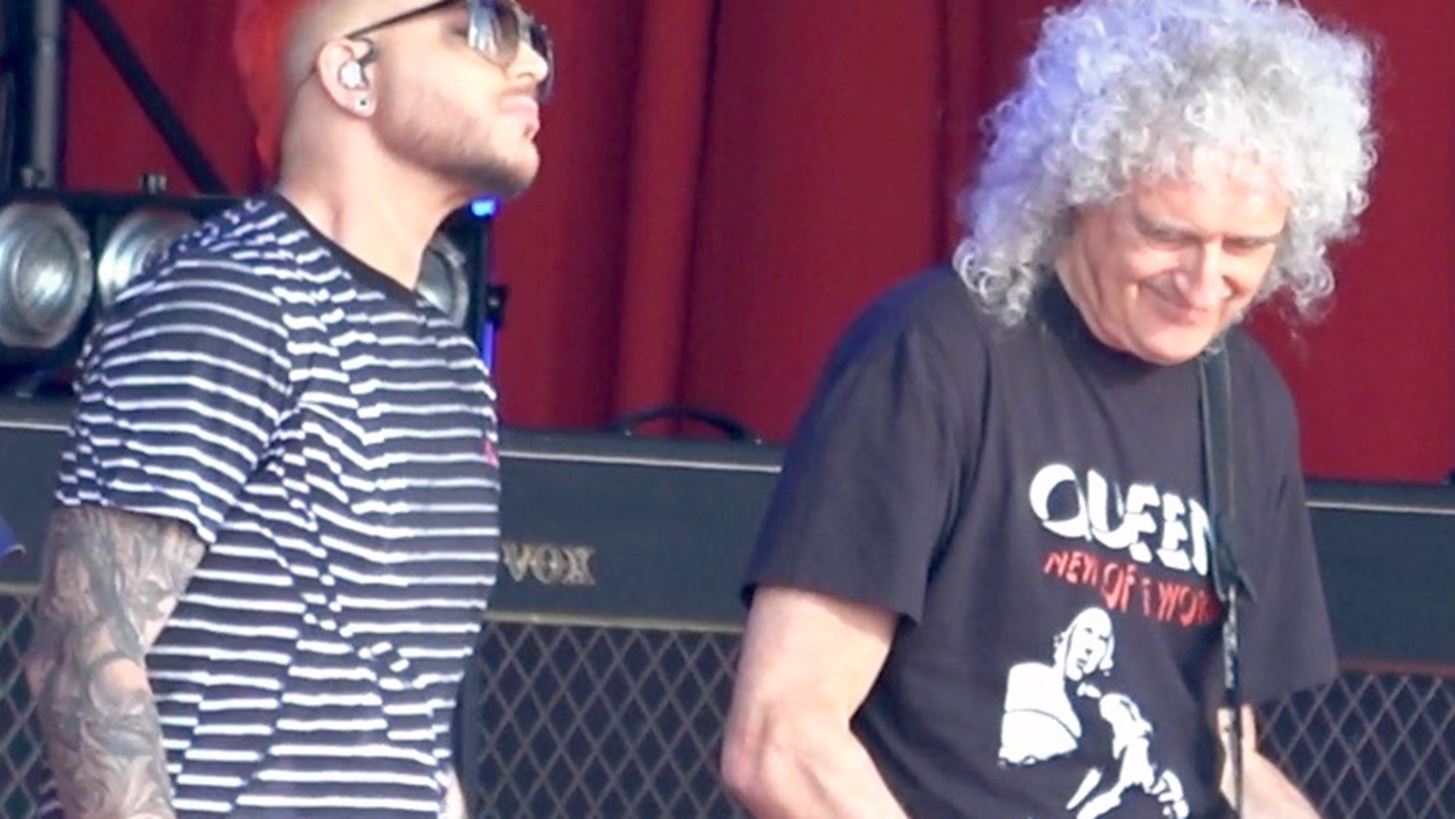 Queen: &#x3A4;&#x3BF; &#x3B8;&#x3C1;&#x3C5;&#x3BB;&#x3B9;&#x3BA;&#x3CC; &#x3C3;&#x3C5;&#x3B3;&#x3BA;&#x3C1;&#x3CC;&#x3C4;&#x3B7;&#x3BC;&#x3B1; &#x3B3;&#x3AF;&#x3BD;&#x3B5;&#x3C4;&#x3B1;&#x3B9; &#x3B3;&#x3C1;&#x3B1;&#x3BC;&#x3BC;&#x3B1;&#x3C4;&#x3CC;&#x3C3;&#x3B7;&#x3BC;&#x3BF;
