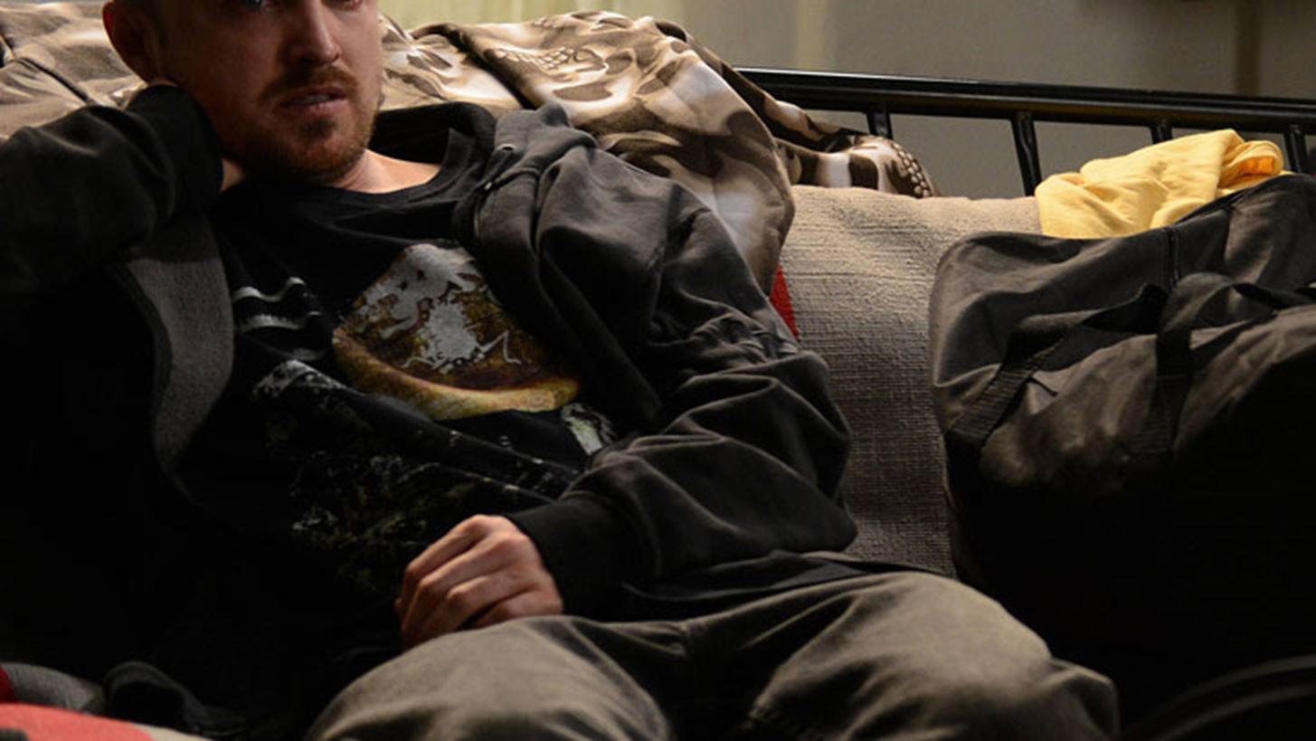 &#x39F; Jesse Pinkman &#x3C4;&#x3BF;&#x3C5; Breaking Bad &#x3BC;&#x3AC;&#x3BB;&#x3BB;&#x3BF;&#x3BD; &#x3B5;&#x3C0;&#x3B9;&#x3C3;&#x3C4;&#x3C1;&#x3AD;&#x3C6;&#x3B5;&#x3B9; &#x3C3;&#x3C4;&#x3B7;&#x3BD; TV