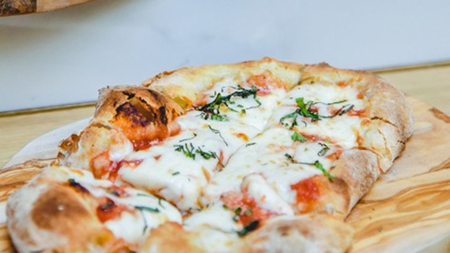 &#x39A;&#x3B1;&#x3BB;&#x3CD;&#x3C4;&#x3B5;&#x3C1;&#x3B7; &#x3C0;&#x3AF;&#x3C4;&#x3C3;&#x3B1; &#x3C3;&#x3C4;&#x3B7;&#x3BD; &#x391;&#x3B8;&#x3AE;&#x3BD;&#x3B1;; &#x3A4;&#x3B1; 5 &#x3B1;&#x3B3;&#x3B1;&#x3C0;&#x3B7;&#x3BC;&#x3AD;&#x3BD;&#x3B1; &#x3BC;&#x3B1;&#x3C2; &#x3BC;&#x3AD;&#x3C1;&#x3B7; &#x3C3;&#x3C4;&#x3BF; &#x3BA;&#x3AD;&#x3BD;&#x3C4;&#x3C1;&#x3BF; &#x3B3;&#x3B9;&#x3B1; &#x3BB;&#x3B1;&#x3C7;&#x3C4;&#x3B1;&#x3C1;&#x3B9;&#x3C3;&#x3C4;&#x3AE; &#x3C0;&#x3AF;&#x3C4;&#x3C3;&#x3B1;