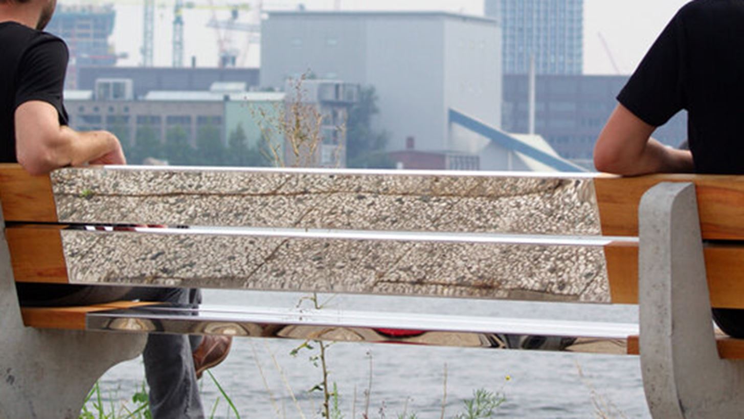 &quot;Benched&quot;, &#x3AD;&#x3BD;&#x3B1; &#x3C0;&#x3B1;&#x3B3;&#x3BA;&#x3AC;&#x3BA;&#x3B9; &#x3BA;&#x3BF;&#x3B9;&#x3BD;&#x3C9;&#x3BD;&#x3B9;&#x3BA;&#x3AE;&#x3C2; &#x3B1;&#x3C0;&#x3BF;&#x3C3;&#x3C4;&#x3B1;&#x3C3;&#x3B9;&#x3BF;&#x3C0;&#x3BF;&#x3AF;&#x3B7;&#x3C3;&#x3B7;&#x3C2; &#x3C3;&#x3B5; &#x3BA;&#x3B1;&#x3B9;&#x3C1;&#x3BF;&#x3CD;&#x3C2; &#x3C0;&#x3B1;&#x3BD;&#x3B4;&#x3B7;&#x3BC;&#x3AF;&#x3B1;&#x3C2;