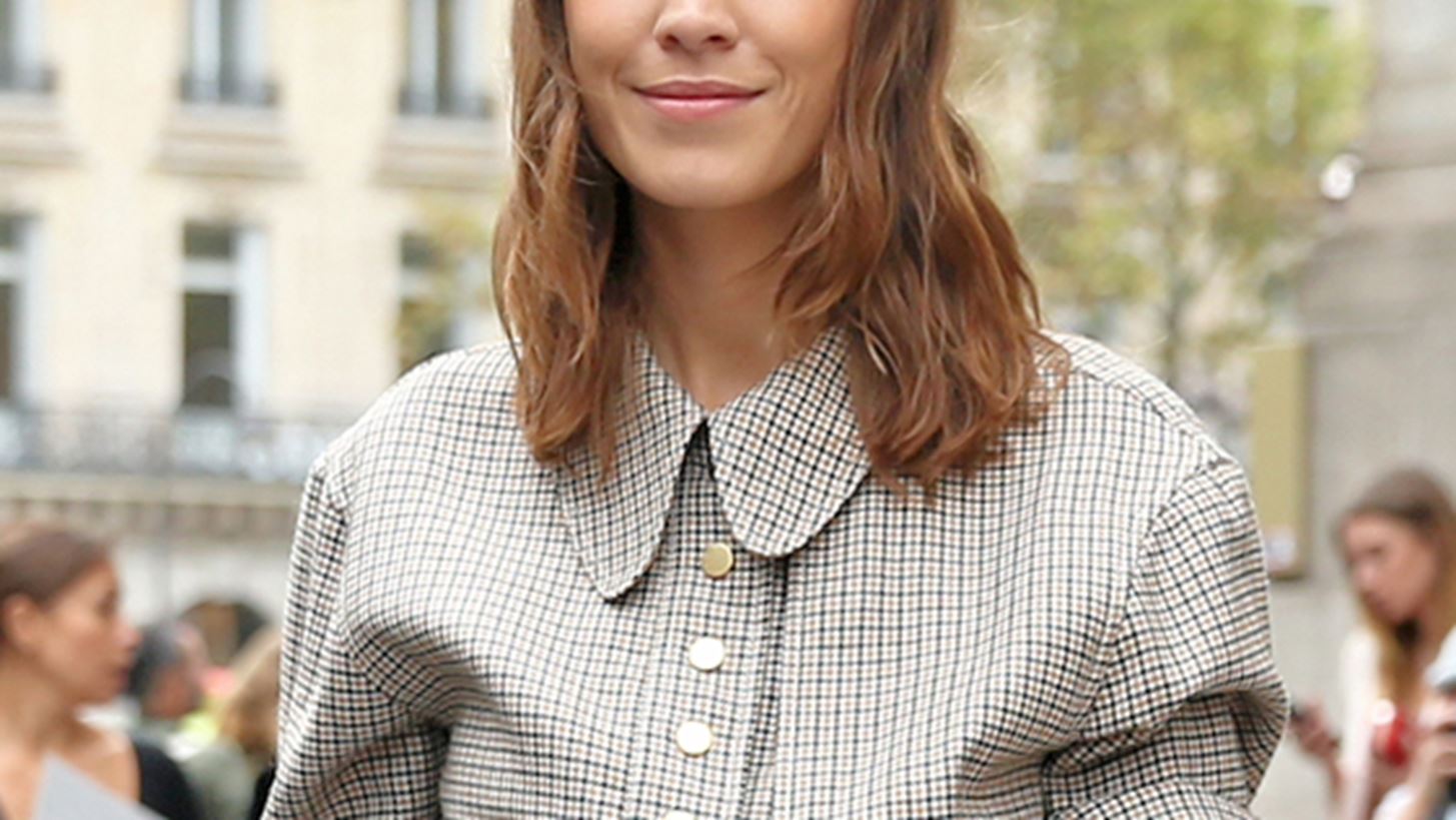 Alexa Chung: &#x397; &#x3B5;&#x3BC;&#x3C6;&#x3AC;&#x3BD;&#x3B9;&#x3C3;&#x3B7; &#x3C0;&#x3BF;&#x3C5; &#x3B8;&#x3B1; &#x3B1;&#x3BD;&#x3C4;&#x3B9;&#x3B3;&#x3C1;&#x3AC;&#x3C8;&#x3BF;&#x3C5;&#x3BC;&#x3B5; &#x3B3;&#x3B9;&#x3B1; &#x3C4;&#x3B7; &#x3B2;&#x3C1;&#x3B1;&#x3B4;&#x3B9;&#x3BD;&#x3AE; &#x3AD;&#x3BE;&#x3BF;&#x3B4;&#x3BF;