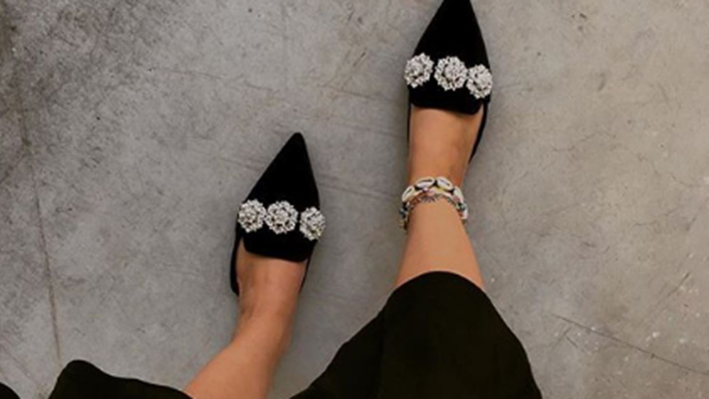 Βραχιόλια ποδιού με κοχύλια | Δες πώς τα φορούν τα κορίτσια της μόδας