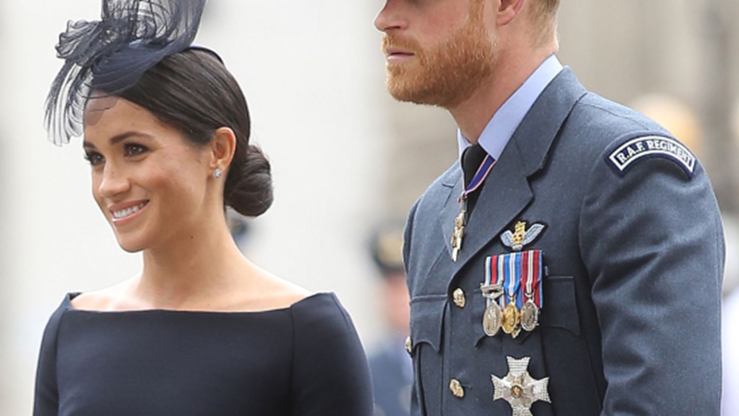 Meghan &amp; Harry: &#x39A;&#x3C5;&#x3BA;&#x3BB;&#x3BF;&#x3C6;&#x3CC;&#x3C1;&#x3B7;&#x3C3;&#x3B5; &#x3BC;&#x3AF;&#x3B1; &#x3BD;&#x3AD;&#x3B1; &#x3C6;&#x3C9;&#x3C4;&#x3BF;&#x3B3;&#x3C1;&#x3B1;&#x3C6;&#x3AF;&#x3B1; &#x3B1;&#x3C0;&#x3CC; &#x3C4;&#x3B7;&#x3BD; &#x3B7;&#x3BC;&#x3AD;&#x3C1;&#x3B1; &#x3C4;&#x3BF;&#x3C5; &#x3B3;&#x3AC;&#x3BC;&#x3BF;&#x3C5; &#x3C4;&#x3BF;&#x3C5;&#x3C2;