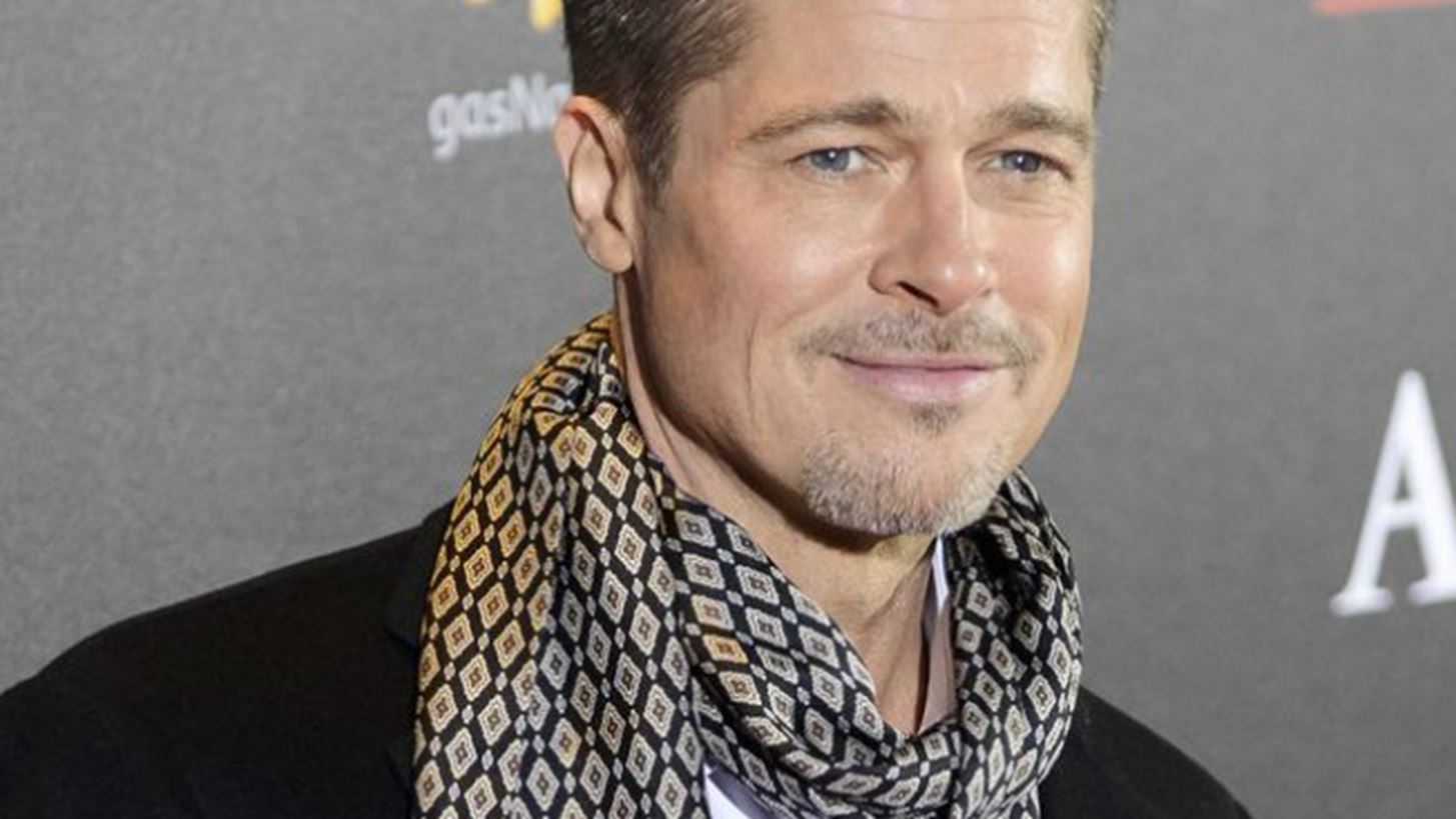 &#x395;&#x3AF;&#x3BD;&#x3B1;&#x3B9; &#x3C0;&#x3C1;&#x3AC;&#x3B3;&#x3BC;&#x3B1;&#x3C4;&#x3B9; &#x3B6;&#x3B5;&#x3C5;&#x3B3;&#x3AC;&#x3C1;&#x3B9; &#x3BF; Brad Pitt &#x3BA;&#x3B1;&#x3B9; &#x3B7; Sienna Miller;