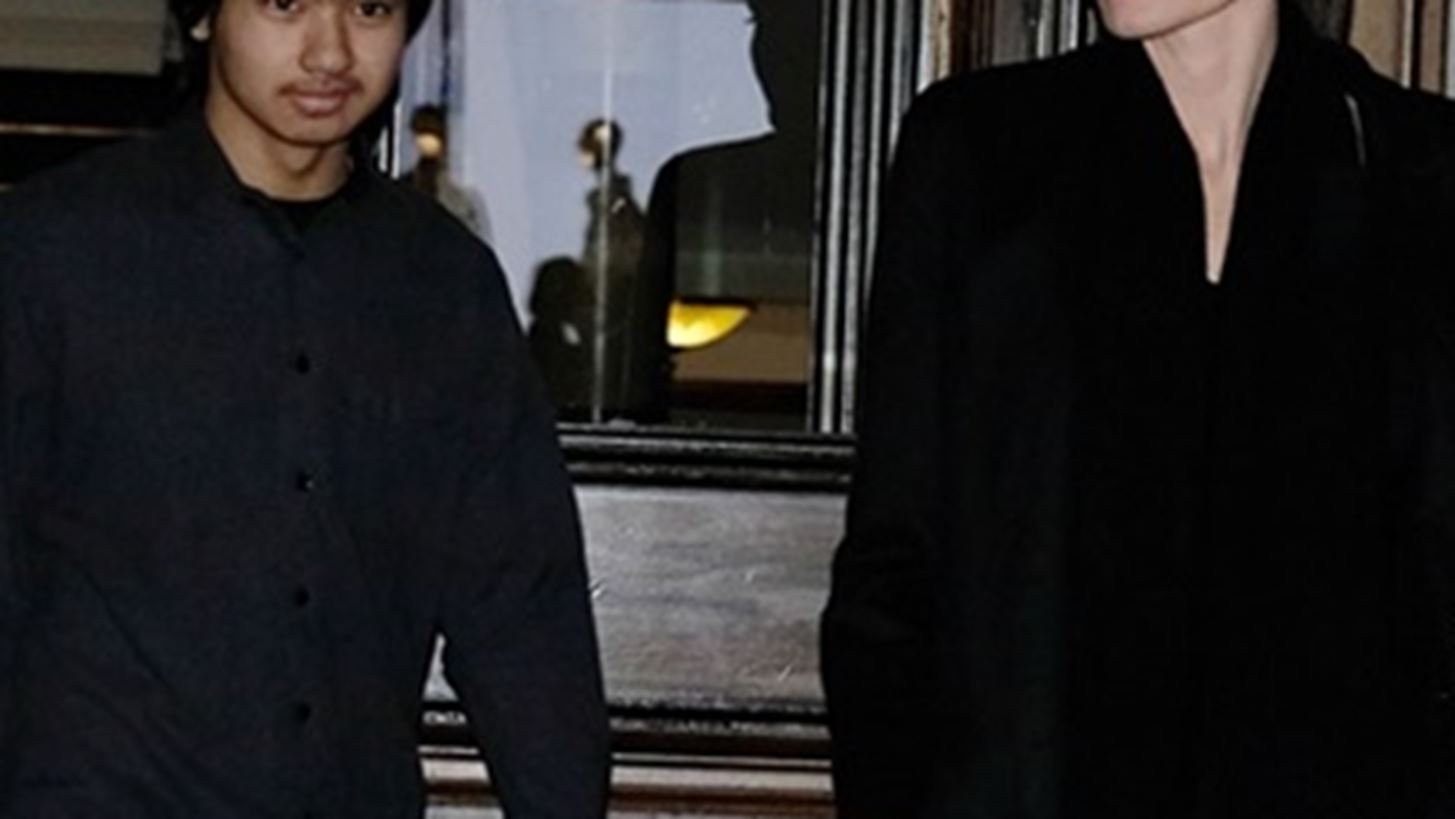 Angelina Jolie- Jessica Biel: &#x3A0;&#x3BF;&#x3CD; &#x3C4;&#x3B9;&#x3C2; &#x3C3;&#x3C5;&#x3BD;&#x3AD;&#x3BB;&#x3B1;&#x3B2;&#x3B5; &#x3BF; &#x3C6;&#x3C9;&#x3C4;&#x3BF;&#x3B3;&#x3C1;&#x3B1;&#x3C6;&#x3B9;&#x3BA;&#x3CC;&#x3C2; &#x3C6;&#x3B1;&#x3BA;&#x3CC;&#x3C2;;