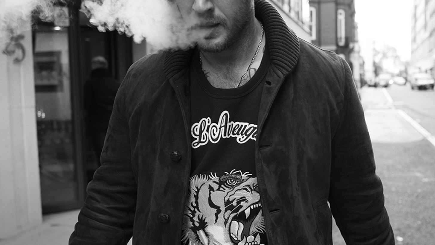 &#x39F; Tom Hardy &#x3AD;&#x3C1;&#x3C7;&#x3B5;&#x3C4;&#x3B1;&#x3B9; &#x3C7;&#x3C9;&#x3C1;&#x3AF;&#x3C2; Taboo &#x3C3;&#x3C4;&#x3BF; Esquire &#x3A6;&#x3B5;&#x3B2;&#x3C1;&#x3BF;&#x3C5;&#x3B1;&#x3C1;&#x3AF;&#x3BF;&#x3C5;