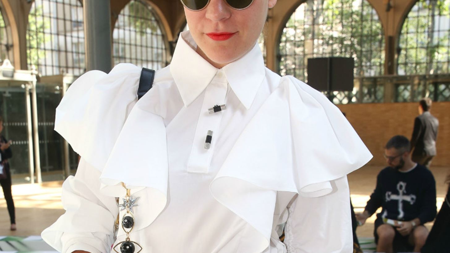 Chlo&#xEB; Sevigny: &#x397; &#x3BD;&#x3AD;&#x3B1; &#x3C3;&#x3C5;&#x3BD;&#x3B5;&#x3C1;&#x3B3;&#x3B1;&#x3C3;&#x3AF;&#x3B1; &#x3BC;&#x3B5; &#x3C4;&#x3BF; Vestiaire Collective