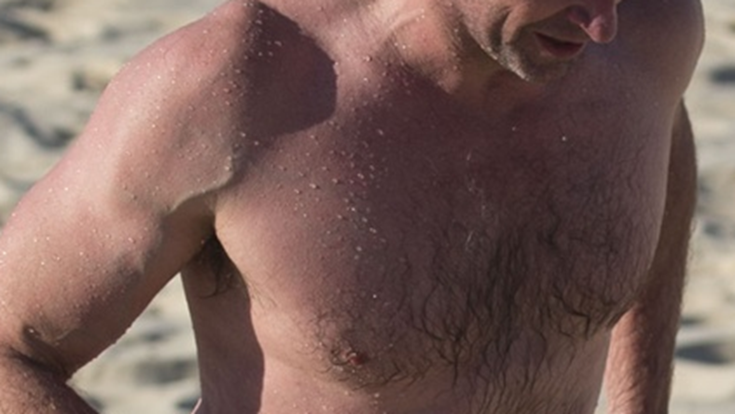 Hugh Jackman- Jennifer Lopez: &#x3A0;&#x3BF;&#x3C5; &#x3C4;&#x3BF;&#x3CD;&#x3C2; &#x3B5;&#x3BD;&#x3C4;&#x3CC;&#x3C0;&#x3B9;&#x3C3;&#x3B5; &#x3BF; &#x3C6;&#x3C9;&#x3C4;&#x3BF;&#x3B3;&#x3C1;&#x3B1;&#x3C6;&#x3B9;&#x3BA;&#x3CC;&#x3C2; &#x3C6;&#x3B1;&#x3BA;&#x3CC;&#x3C2;;