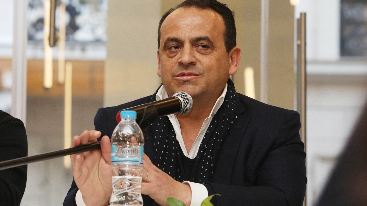 &#x394;&#x3B5;&#x3C2; &#x3C4;&#x3BF; &#x392;&#x3B1;&#x3C3;&#x3AF;&#x3BB;&#x3B7; &#x396;&#x3BF;&#x3CD;&#x3BB;&#x3B9;&#x3B1; &#x3C3;&#x3C4;&#x3B1; 16 &#x3C4;&#x3BF;&#x3C5; &#x3BD;&#x3B1; &#x3C7;&#x3BF;&#x3C1;&#x3B5;&#x3CD;&#x3B5;&#x3B9; &#x3C3;&#x3C4;&#x3B7; &#x39C;&#x3CD;&#x3BA;&#x3BF;&#x3BD;&#x3BF;