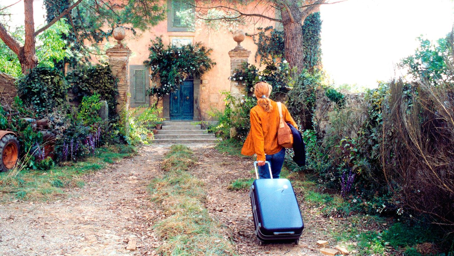 Under the Tuscan Sun: &#x3A4;&#x3CE;&#x3C1;&#x3B1; &#x3BC;&#x3C0;&#x3BF;&#x3C1;&#x3B5;&#x3AF;&#x3C2; &#x3BD;&#x3B1; &#x3BD;&#x3BF;&#x3B9;&#x3BA;&#x3B9;&#x3AC;&#x3C3;&#x3B5;&#x3B9;&#x3C2; &#x3C4;&#x3BF; &#x3C5;&#x3C0;&#x3AD;&#x3C1;&#x3BF;&#x3C7;&#x3BF; &#x3C3;&#x3C0;&#x3AF;&#x3C4;&#x3B9; &#x3C4;&#x3B7;&#x3C2; &#x3C4;&#x3B1;&#x3B9;&#x3BD;&#x3AF;&#x3B1;&#x3C2;