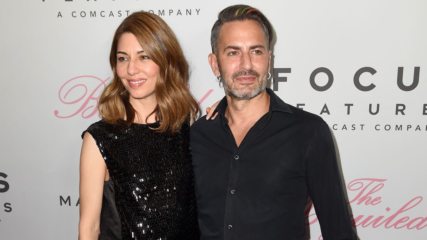 Sofia Coppola | &#x39A;&#x3AC;&#x3BD;&#x3B5;&#x3B9; &#x3BD;&#x3C4;&#x3BF;&#x3BA;&#x3B9;&#x3BC;&#x3B1;&#x3BD;&#x3C4;&#x3AD;&#x3C1; &#x3B3;&#x3B9;&#x3B1; &#x3C4;&#x3BF;&#x3BD; Marc Jacobs