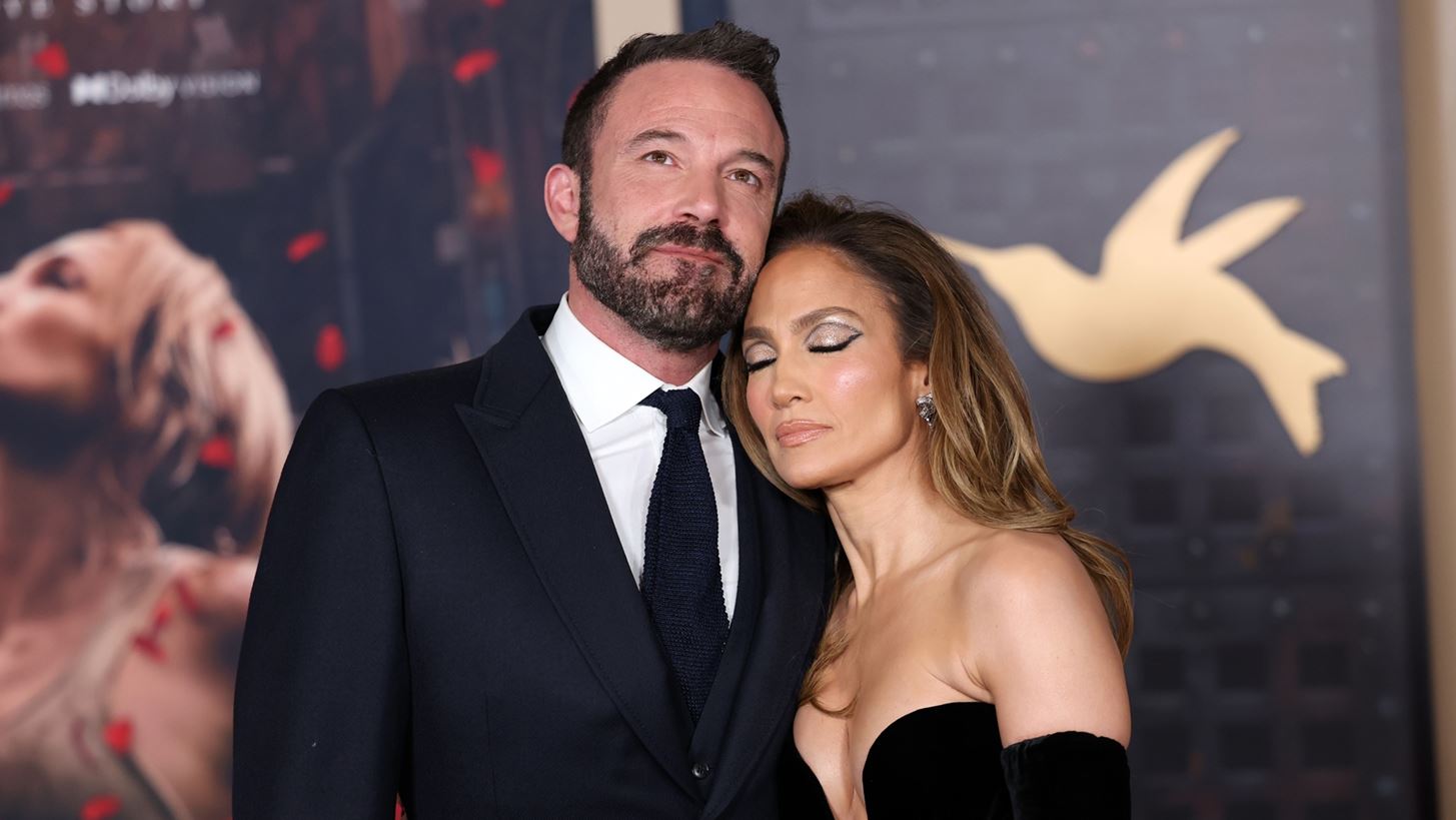 Jennifer Lopez: &quot;&#x394;&#x3B5;&#x3BD; &#x3AD;&#x3C7;&#x3C9; &#x3B1;&#x3B3;&#x3B1;&#x3C0;&#x3B7;&#x3B8;&#x3B5;&#x3AF; &#x3B1;&#x3BA;&#x3CC;&#x3BC;&#x3B1; &#x3C0;&#x3C1;&#x3B1;&#x3B3;&#x3BC;&#x3B1;&#x3C4;&#x3B9;&#x3BA;&#x3AC;&quot;