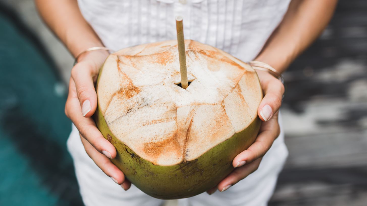 6 ευεργετικές ιδιότητες της καρύδας στον οργανισμό σου