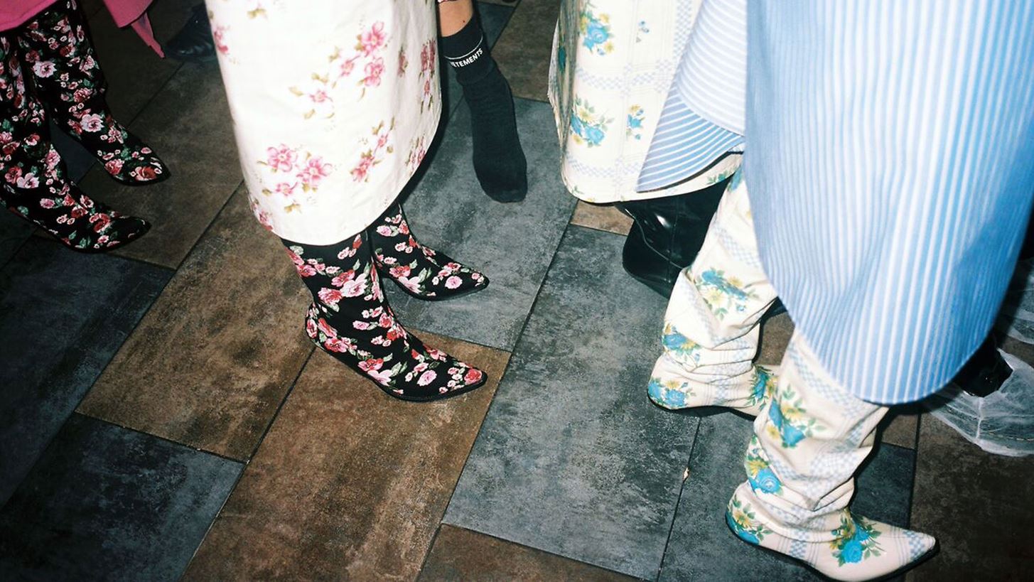 Δες τη capsule συλλογή που παρουσίασε o οίκος Vetements για το Style.com