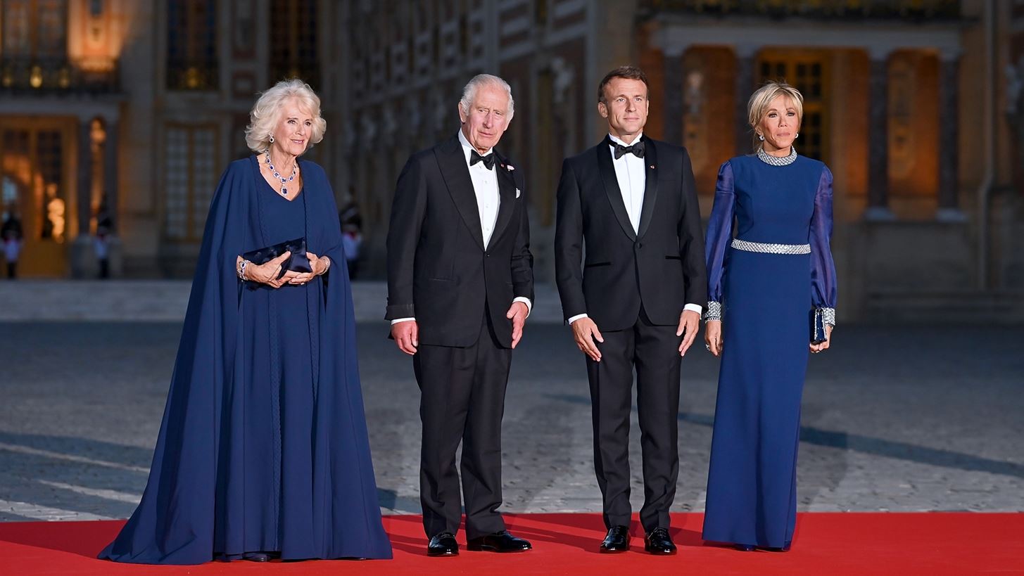 Brigitte Macron | &#x388;&#x3C3;&#x3C9;&#x3C3;&#x3B5; &#x3C4;&#x3B7; &#x3B2;&#x3B1;&#x3C3;&#x3AF;&#x3BB;&#x3B9;&#x3C3;&#x3C3;&#x3B1; &#x39A;&#x3B1;&#x3BC;&#x3AF;&#x3BB;&#x3B1; &#x3B1;&#x3C0;&#x3CC; &#x3C3;&#x3C4;&#x3B9;&#x3BB;&#x3B9;&#x3C3;&#x3C4;&#x3B9;&#x3BA;&#x3CC; &#x3B1;&#x3C4;&#x3CD;&#x3C7;&#x3B7;&#x3BC;&#x3B1;