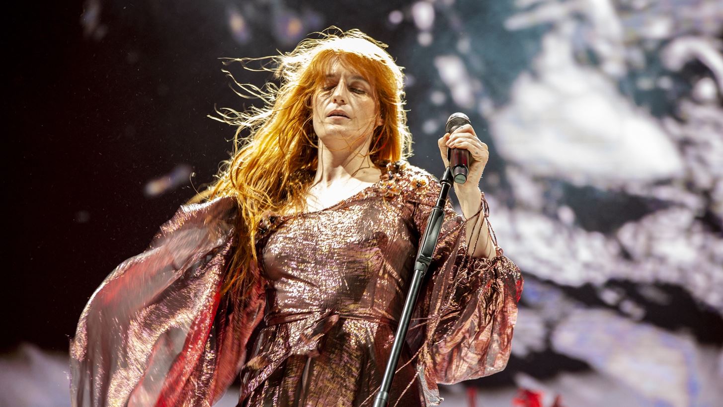 &#x39F;&#x3B9; Florence &#x2B; The Machine &#x3AD;&#x3C1;&#x3C7;&#x3BF;&#x3BD;&#x3C4;&#x3B1;&#x3B9; &#x3C3;&#x3C4;&#x3B7;&#x3BD; &#x395;&#x3BB;&#x3BB;&#x3AC;&#x3B4;&#x3B1;