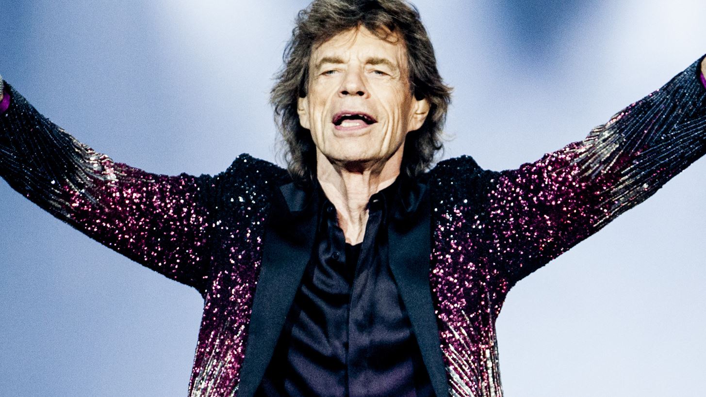 Mick Jagger | O &#x3B3;&#x3B9;&#x3BF;&#x3C2; &#x3C4;&#x3BF;&#x3C5;, Deveraux, &#x3AD;&#x3BA;&#x3BB;&#x3B5;&#x3B9;&#x3C3;&#x3B5; &#x3C4;&#x3B1; 6 &#x3BA;&#x3B1;&#x3B9; &#x3BC;&#x3BF;&#x3B9;&#x3AC;&#x3B6;&#x3B5;&#x3B9; &#x3B1;&#x3BA;&#x3CC;&#x3BC;&#x3B1; &#x3C0;&#x3B5;&#x3C1;&#x3B9;&#x3C3;&#x3C3;&#x3CC;&#x3C4;&#x3B5;&#x3C1;&#x3BF; &#x3C3;&#x3C4;&#x3BF;&#x3BD; &#x3B4;&#x3B9;&#x3AC;&#x3C3;&#x3B7;&#x3BC;&#x3BF; &#x3BC;&#x3C0;&#x3B1;&#x3BC;&#x3C0;&#x3AC; &#x3C4;&#x3BF;&#x3C5;