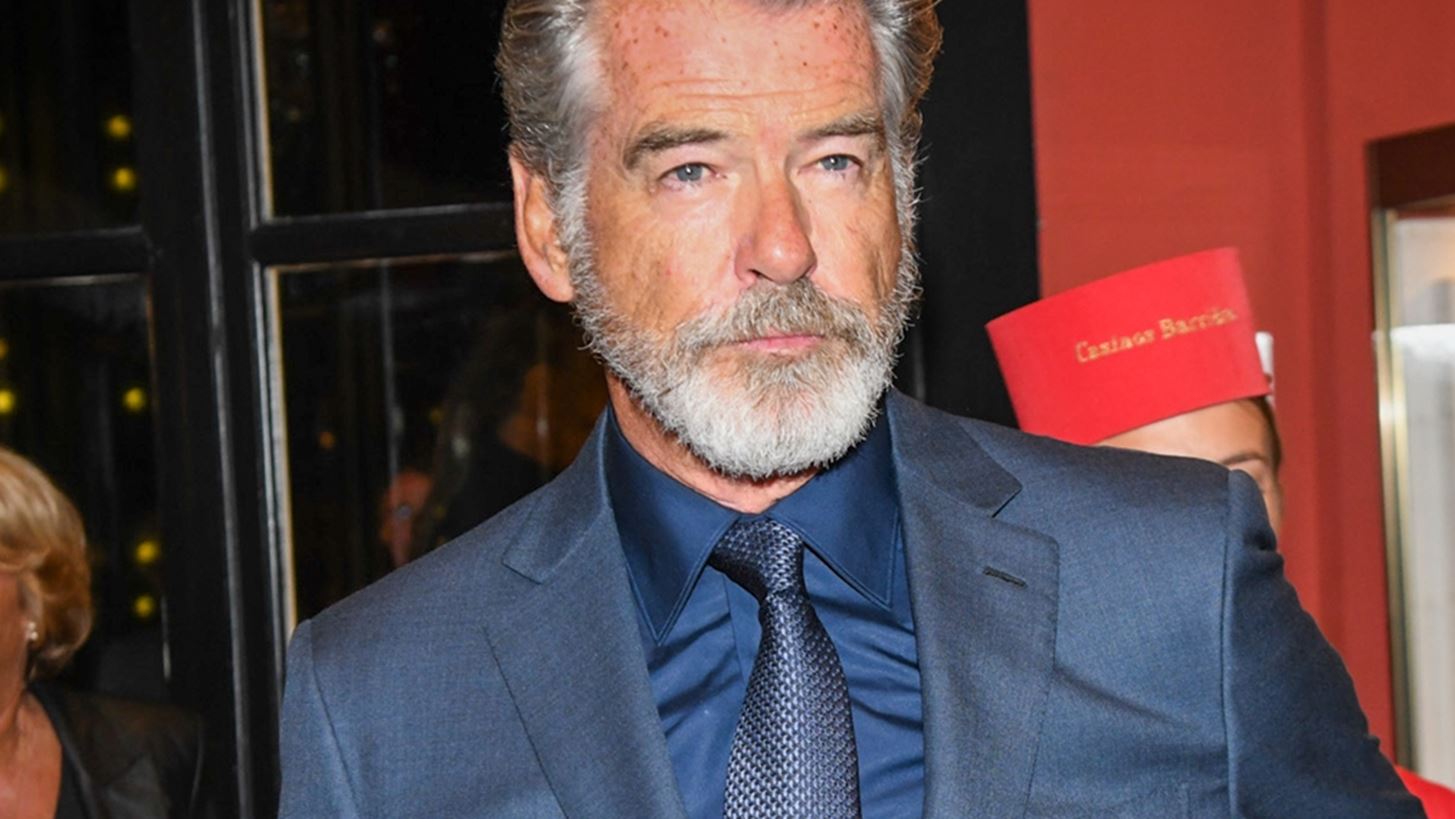 Pierce Brosnan | &#x388;&#x3BA;&#x3B8;&#x3B5;&#x3C3;&#x3B7; &#x3C3;&#x3C4;&#x3BF; Los Angeles &#x3B3;&#x3B9;&#x3B1; &#x3C4;&#x3BF;&#x3BD; &#x3B6;&#x3C9;&#x3B3;&#x3C1;&#x3AC;&#x3C6;&#x3BF; &#x3C3;&#x3C4;&#x3B1;&#x3C1; &#x3C4;&#x3BF;&#x3C5; &quot;James Bond&quot;