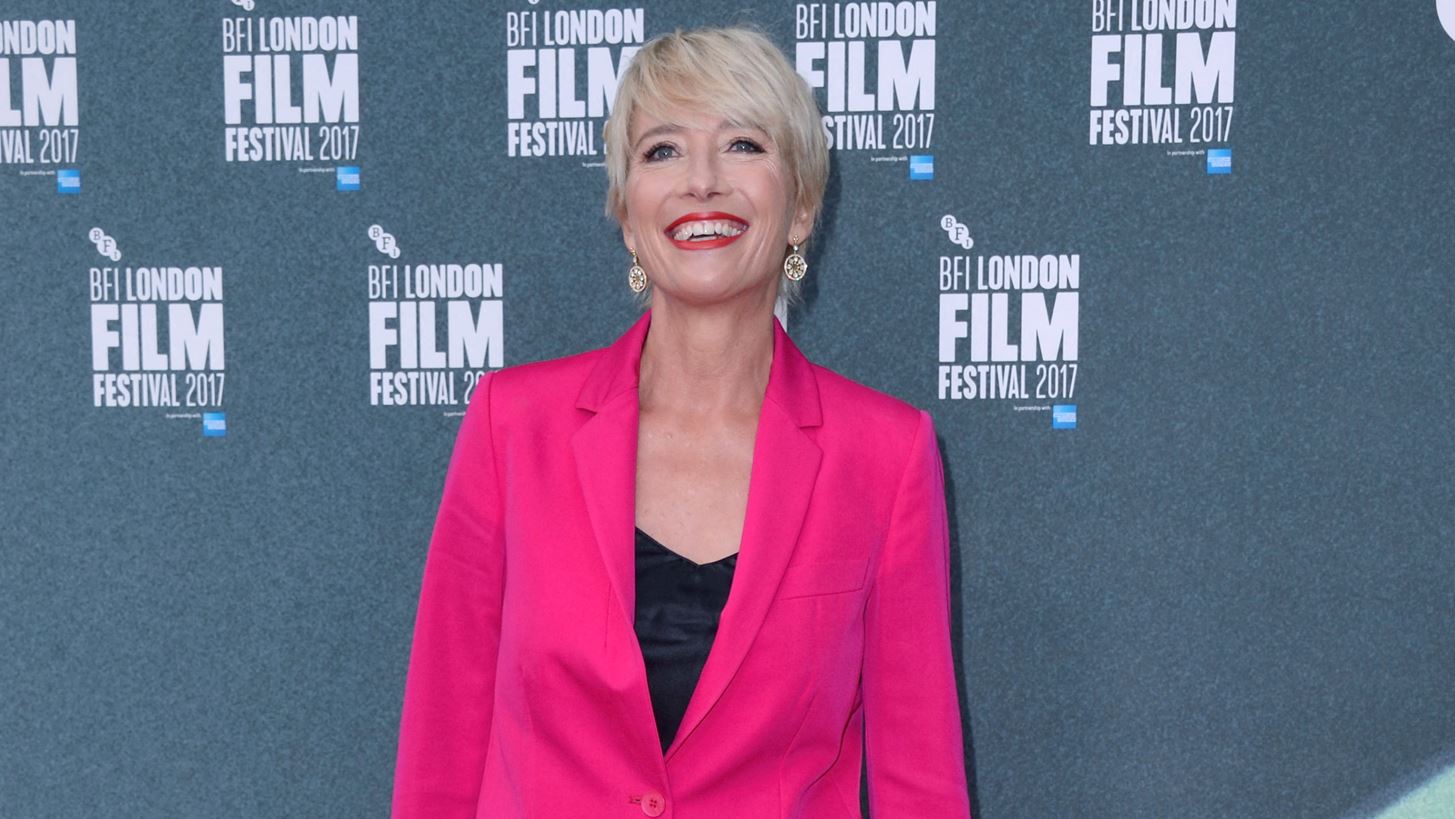 &#x39F;&#x3B9; &#x3C3;&#x3BF;&#x3BA;&#x3B1;&#x3C1;&#x3B9;&#x3C3;&#x3C4;&#x3B9;&#x3BA;&#x3AD;&#x3C2; &#x3B1;&#x3C0;&#x3BF;&#x3BA;&#x3B1;&#x3BB;&#x3CD;&#x3C8;&#x3B5;&#x3B9;&#x3C2; &#x3C4;&#x3B7;&#x3C2; Emma Thompson &#x3C3;&#x3C4;&#x3BF; podcast &#x3C4;&#x3B7;&#x3C2; &#x3C0;&#x3C1;&#x3B9;&#x3B3;&#x3BA;&#x3AF;&#x3C0;&#x3B9;&#x3C3;&#x3C3;&#x3B1;&#x3C2; &#x395;&#x3C5;&#x3B3;&#x3B5;&#x3BD;&#x3AF;&#x3B1;&#x3C2;