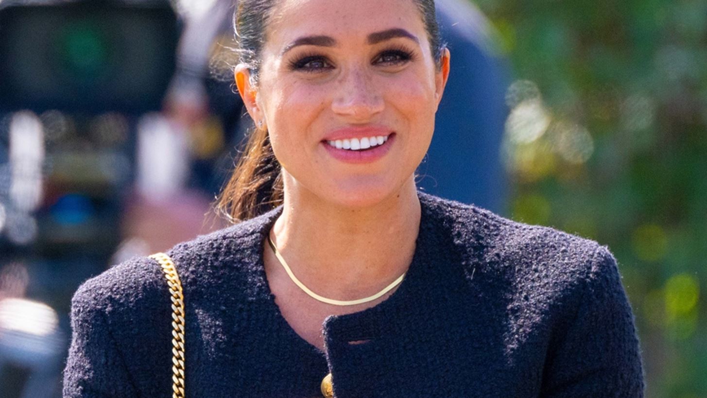 Meghan Markle | &#x39C;&#x3AF;&#x3BB;&#x3B7;&#x3C3;&#x3B5; &#x3BC;&#x3B5; &#x3B2;&#x3C1;&#x3B5;&#x3C4;&#x3B1;&#x3BD;&#x3B9;&#x3BA;&#x3AE; &#x3C0;&#x3C1;&#x3BF;&#x3C6;&#x3BF;&#x3C1;&#x3AC; &#x3C3;&#x3C4;&#x3BF; podcast &#x3C4;&#x3B7;&#x3C2; &#x3BA;&#x3B9; &#x3BF;&#x3B9; &#x3B1;&#x3BD;&#x3C4;&#x3B9;&#x3B4;&#x3C1;&#x3AC;&#x3C3;&#x3B5;&#x3B9;&#x3C2; &#x3B4;&#x3B5;&#x3BD; &#x3AE;&#x3C4;&#x3B1;&#x3BD; &#x3BA;&#x3B1;&#x3B9; &#x3BF;&#x3B9; &#x3BA;&#x3B1;&#x3BB;&#x3CD;&#x3C4;&#x3B5;&#x3C1;&#x3B5;&#x3C2;