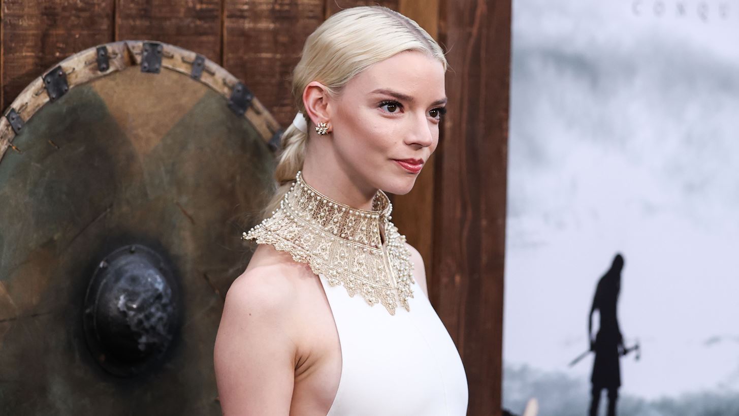 &#x391;&#x3C1;&#x3C1;&#x3B1;&#x3B2;&#x3B9;&#x3C9;&#x3BD;&#x3B9;&#x3AC;&#x3C3;&#x3C4;&#x3B7;&#x3BA;&#x3B5; &#x3B7; Anya Taylor-Joy; &#x39F;&#x3B9; &#x3C6;&#x3C9;&#x3C4;&#x3BF;&#x3B3;&#x3C1;&#x3B1;&#x3C6;&#x3AF;&#x3B5;&#x3C2; &#x3BC;&#x3B5; &#x3C4;&#x3BF; &#x3B1;&#x3C3;&#x3C4;&#x3C1;&#x3B1;&#x3C6;&#x3C4;&#x3B5;&#x3C1;&#x3CC; &#x3B4;&#x3B1;&#x3C7;&#x3C4;&#x3C5;&#x3BB;&#x3AF;&#x3B4;&#x3B9; &#x3C3;&#x3C4;&#x3BF;&#x3BD; &#x3C0;&#x3B1;&#x3C1;&#x3AC;&#x3BC;&#x3B5;&#x3C3;&#x3CC; &#x3C4;&#x3B7;&#x3C2;