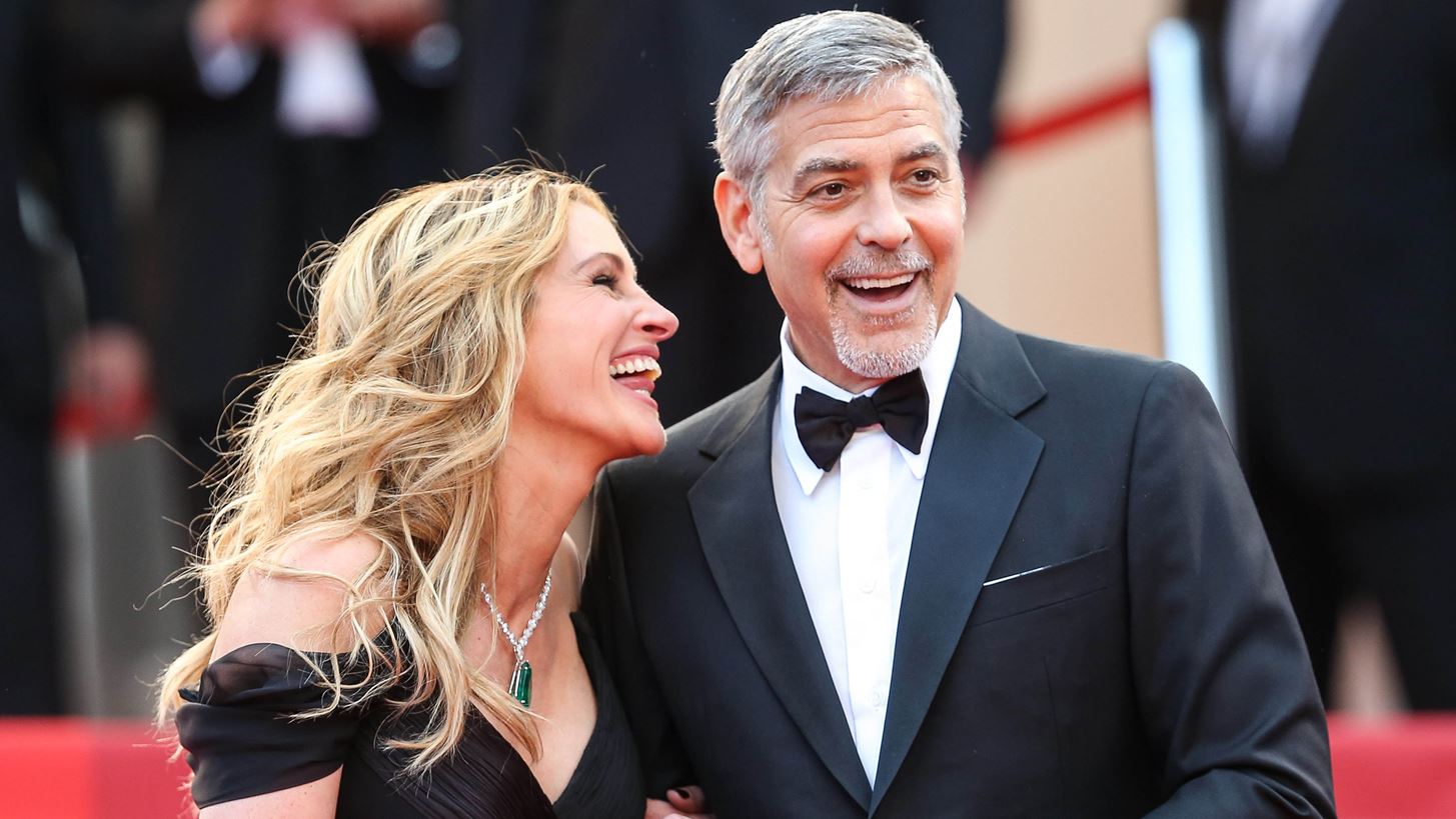 &#x397; Julia Roberts &#x3B5;&#x3BC;&#x3C6;&#x3B1;&#x3BD;&#x3AF;&#x3C3;&#x3C4;&#x3B7;&#x3BA;&#x3B5; &#x3BC;&#x3B5; &#x3C6;&#x3CC;&#x3C1;&#x3B5;&#x3BC;&#x3B1; &#x3C0;&#x3BF;&#x3C5; &#x3B5;&#x3AF;&#x3C7;&#x3B5; &#x3C0;&#x3AC;&#x3BD;&#x3C9; &#x3C4;&#x3BF;&#x3C5; &#x3C6;&#x3C9;&#x3C4;&#x3BF;&#x3B3;&#x3C1;&#x3B1;&#x3C6;&#x3AF;&#x3B5;&#x3C2; &#x3C4;&#x3BF;&#x3C5; George Clooney!