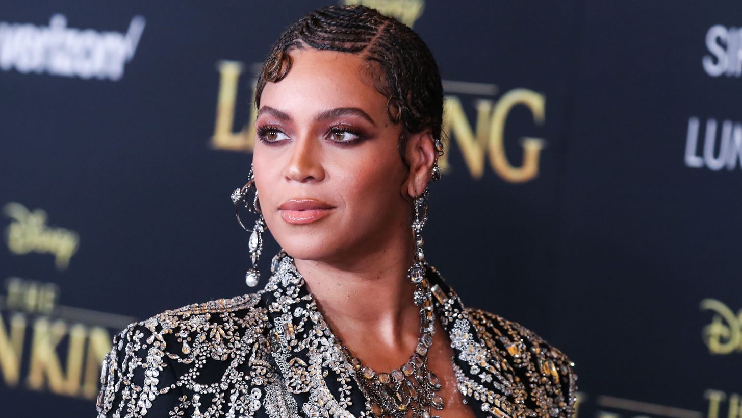 &#x397; Beyonc&#xE9; &#x3B1;&#x3BD;&#x3B1;&#x3BA;&#x3BF;&#x3AF;&#x3BD;&#x3C9;&#x3C3;&#x3B5; &#x3C4;&#x3B9;&#x3C2; &#x3B7;&#x3BC;&#x3B5;&#x3C1;&#x3BF;&#x3BC;&#x3B7;&#x3BD;&#x3AF;&#x3B5;&#x3C2; &#x3BA;&#x3B1;&#x3B9; &#x3C4;&#x3B9;&#x3C2; &#x3C0;&#x3CC;&#x3BB;&#x3B5;&#x3B9;&#x3C2; &#x3C4;&#x3B7;&#x3C2; &#x3C0;&#x3B1;&#x3B3;&#x3BA;&#x3CC;&#x3C3;&#x3BC;&#x3B9;&#x3B1;&#x3C2; &#x3C0;&#x3B5;&#x3C1;&#x3B9;&#x3BF;&#x3B4;&#x3B5;&#x3AF;&#x3B1;&#x3C2; &#x3C4;&#x3B7;&#x3C2;